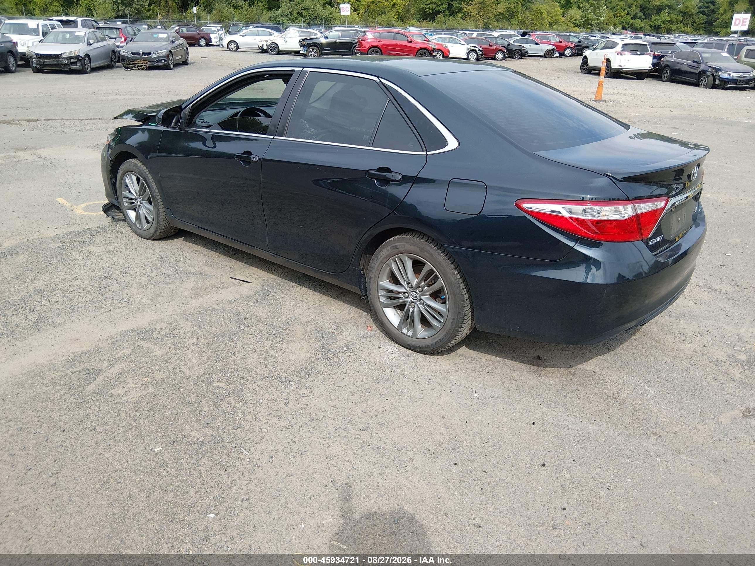 2015 Toyota Camry Se Green vin: 4T1BF1FKXFU114655