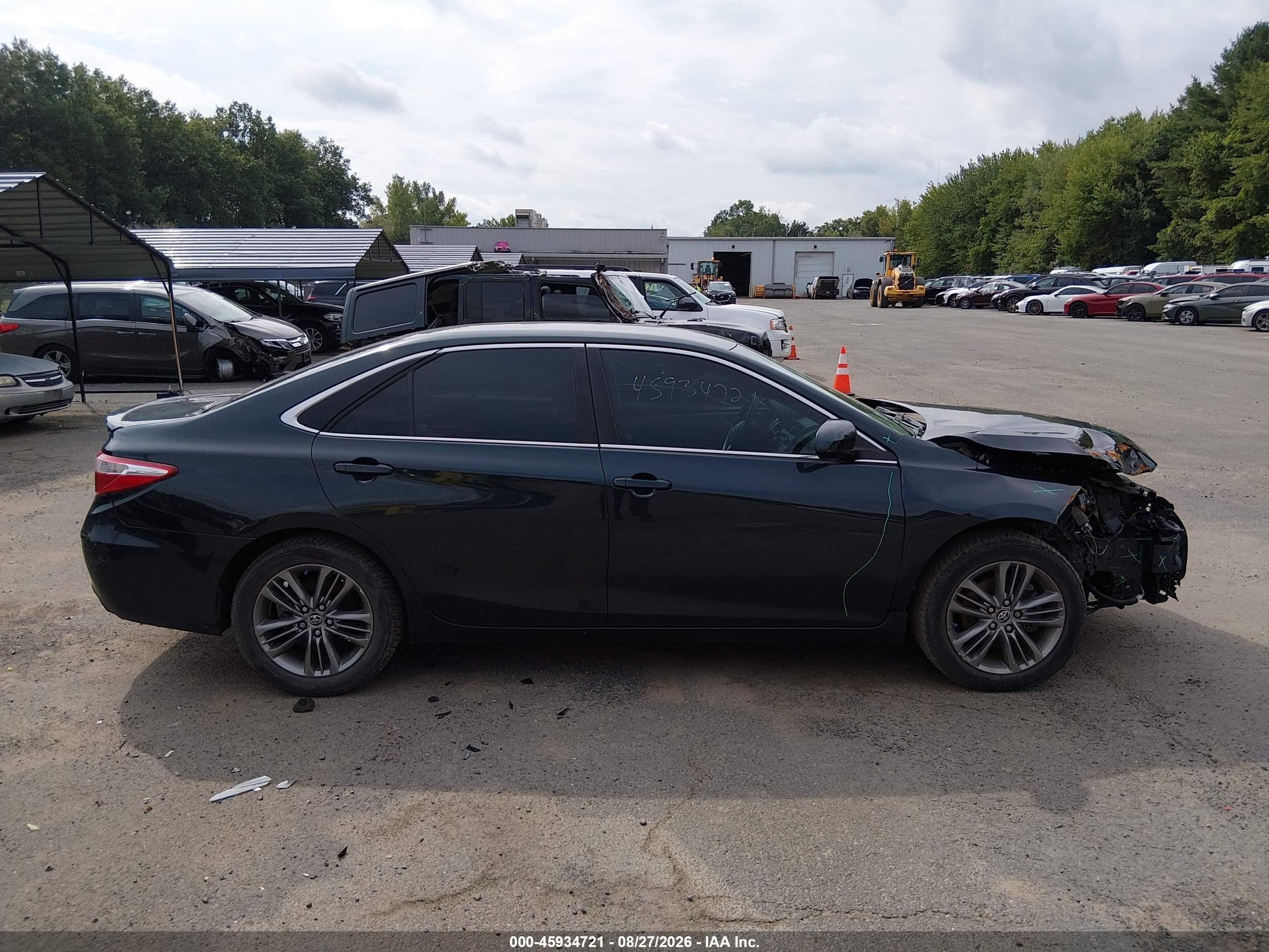2015 Toyota Camry Se Green vin: 4T1BF1FKXFU114655