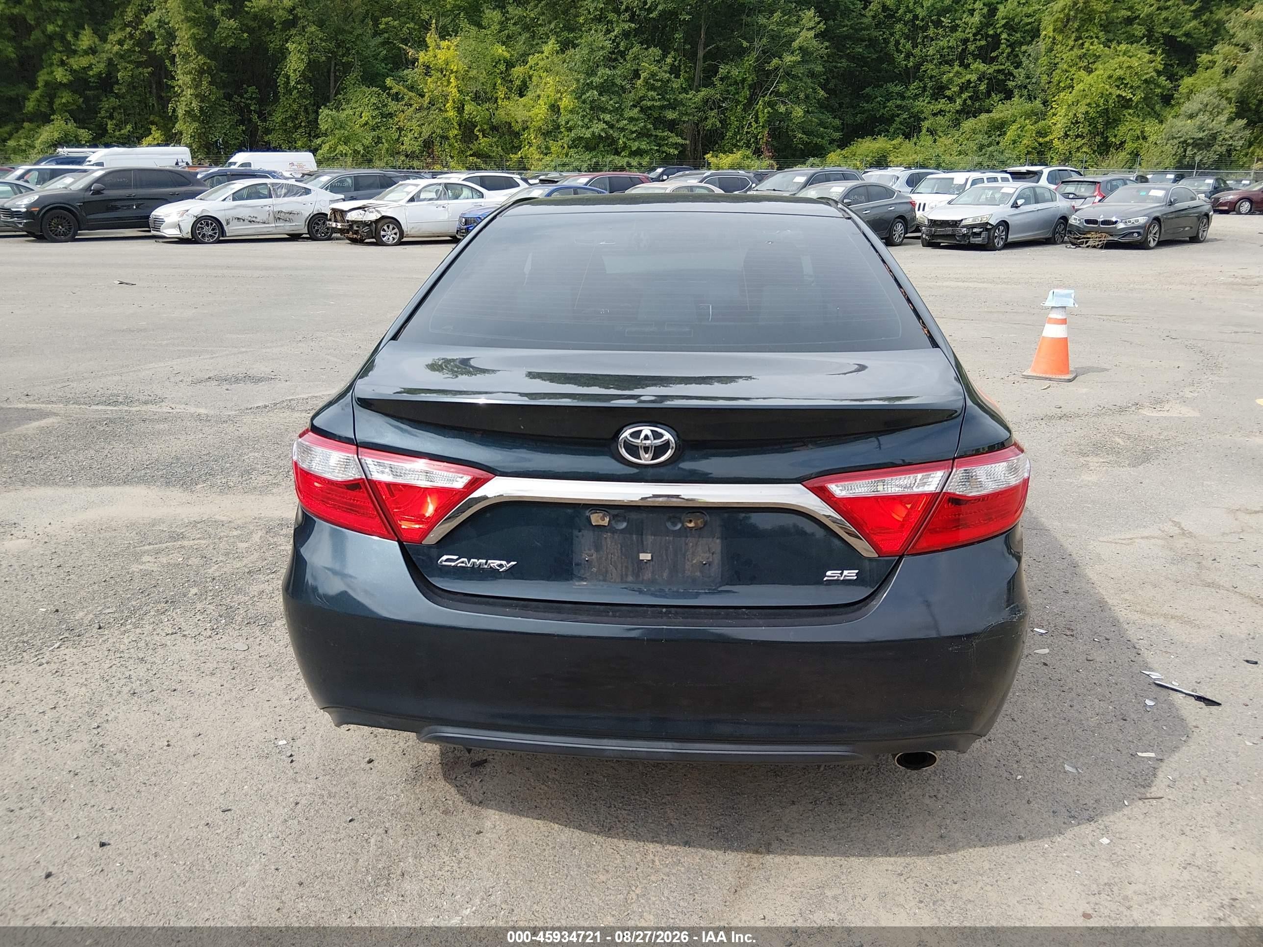 2015 Toyota Camry Se Green vin: 4T1BF1FKXFU114655