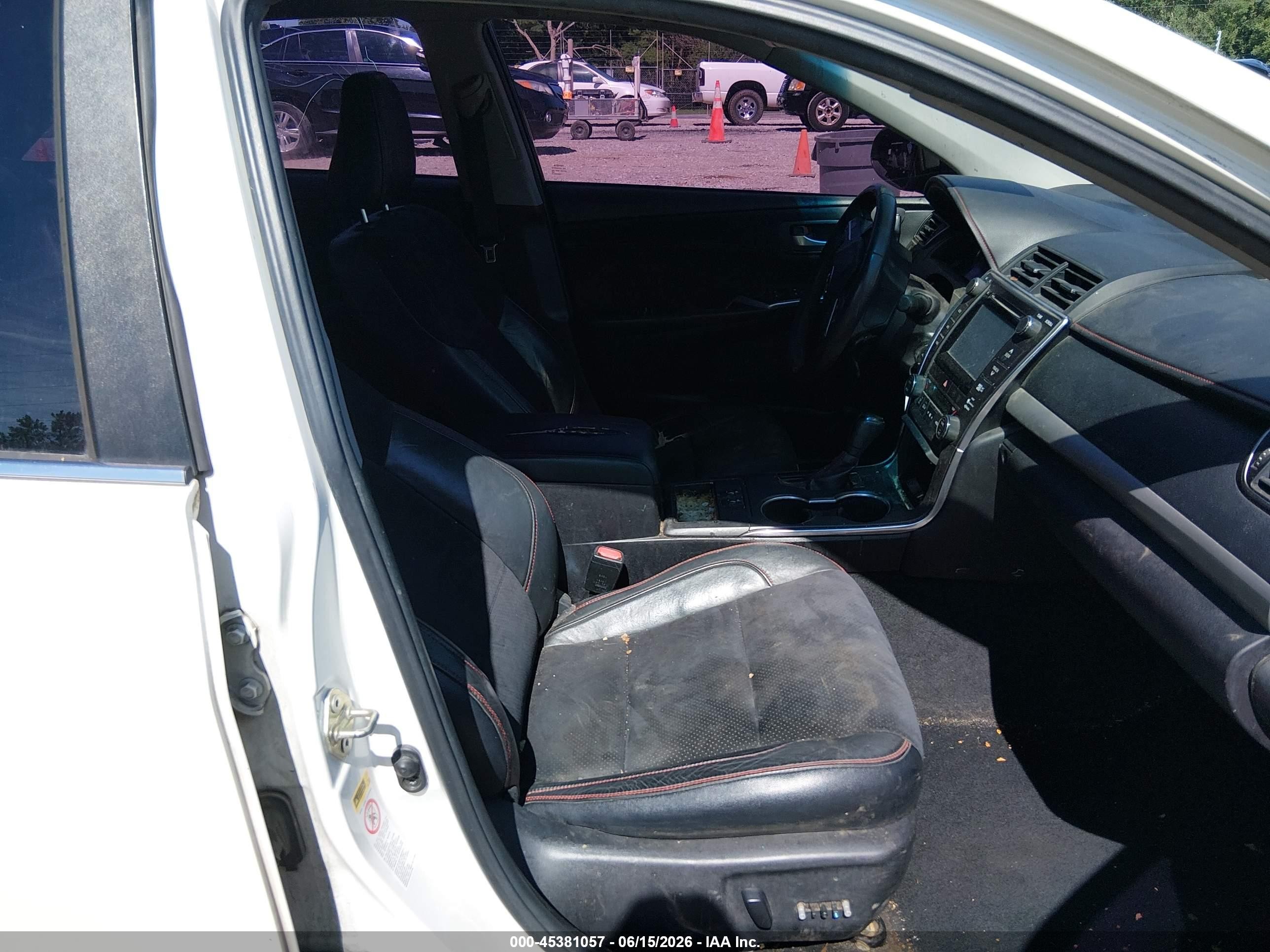 2015 Toyota Camry Xse White vin: 4T1BF1FKXFU491857