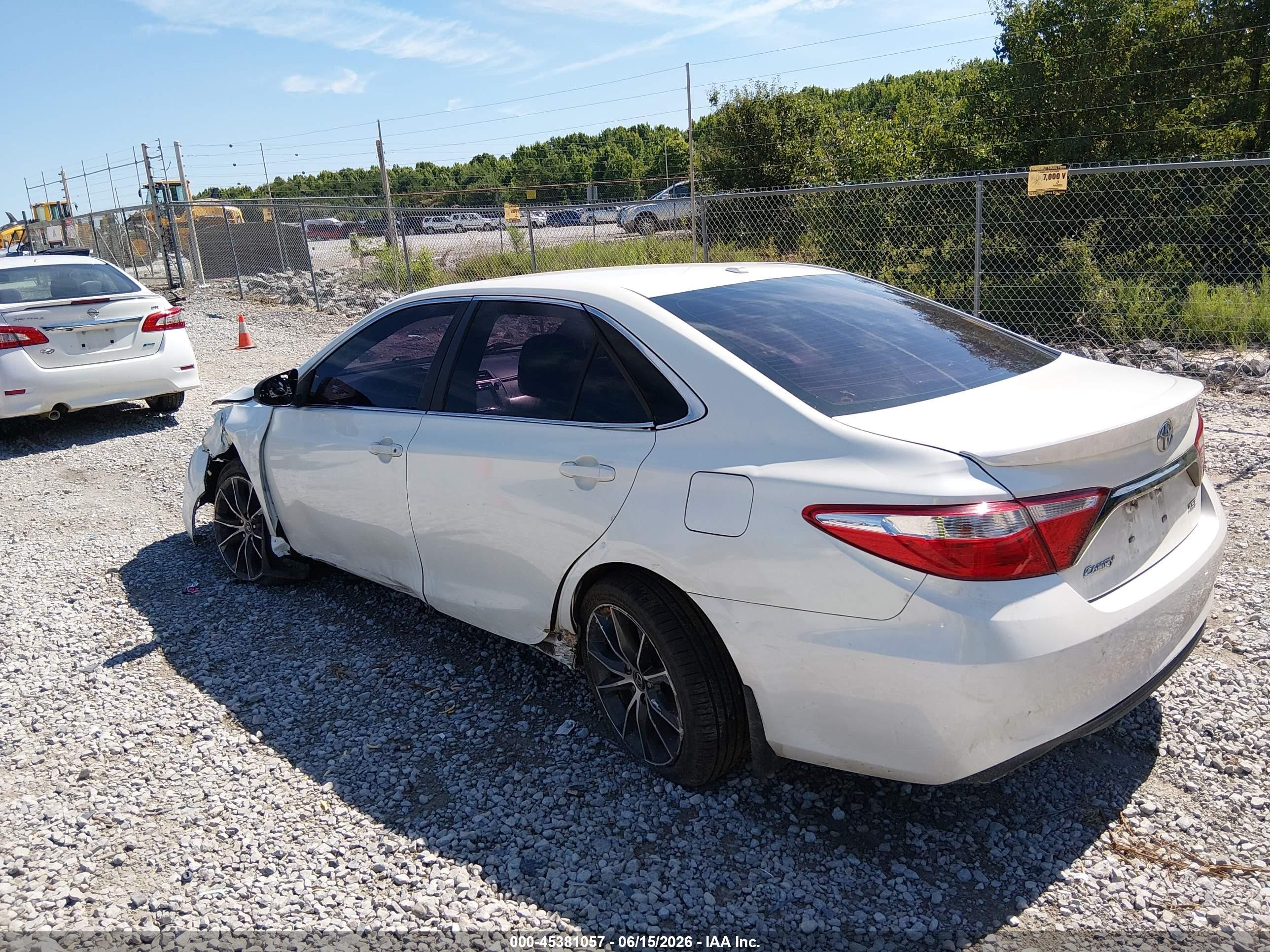 2015 Toyota Camry Xse White vin: 4T1BF1FKXFU491857