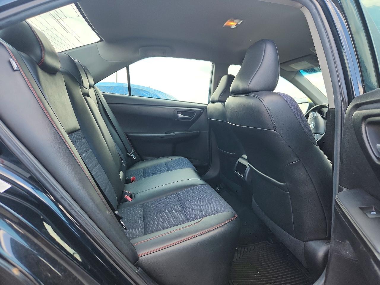 2015 Toyota Camry Se Black vin: 4T1BF1FKXFU496735