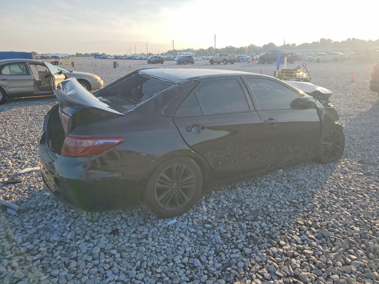 2015 Toyota Camry Se Черный vin: 4T1BF1FKXFU499859