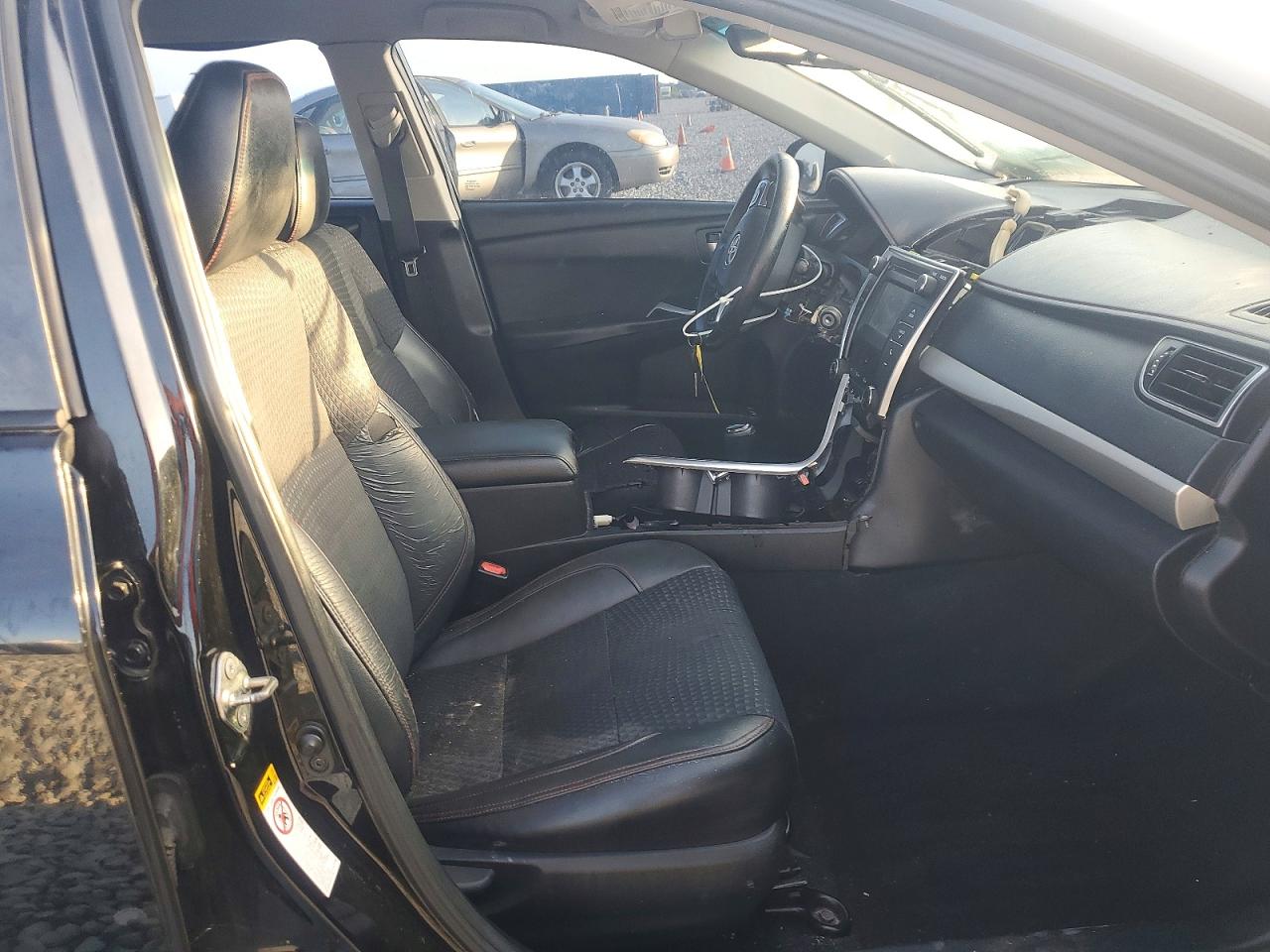2015 Toyota Camry Se Черный vin: 4T1BF1FKXFU499859