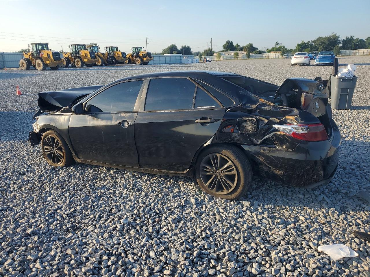 2015 Toyota Camry Se Черный vin: 4T1BF1FKXFU499859