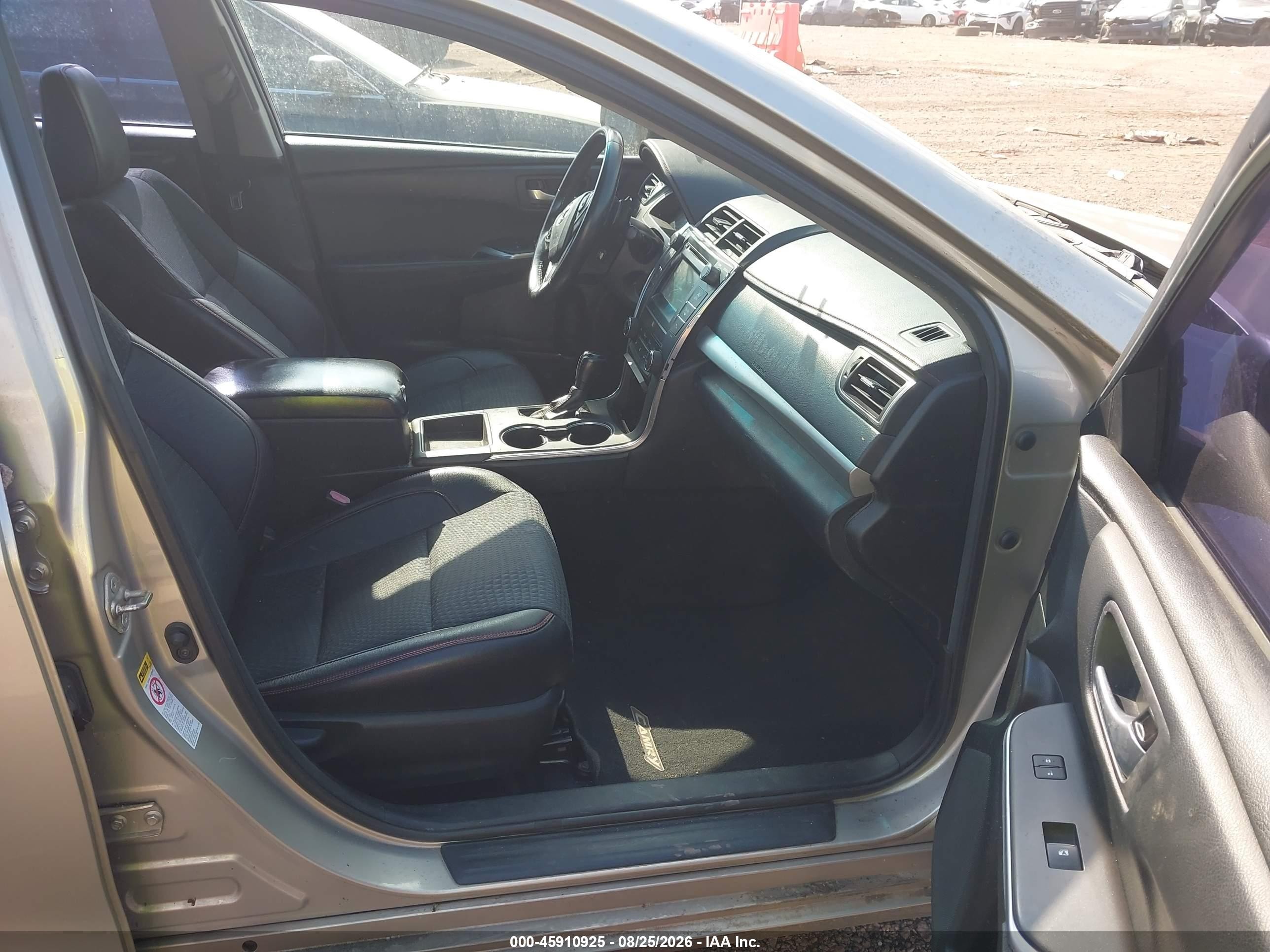 2015 Toyota Camry Se Black vin: 4T1BF1FKXFU881700
