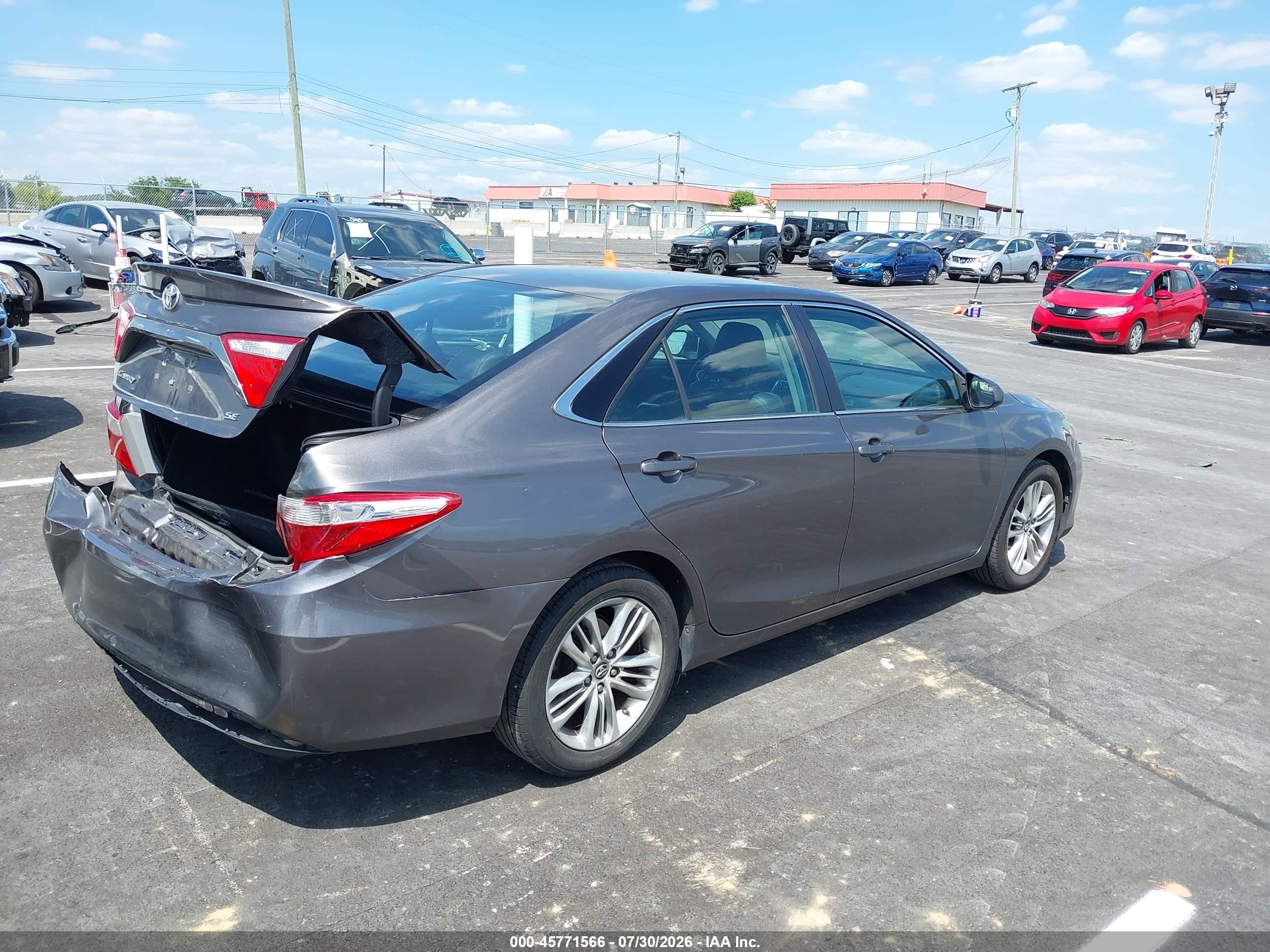 2015 Toyota Camry Se Gray vin: 4T1BF1FKXFU884936