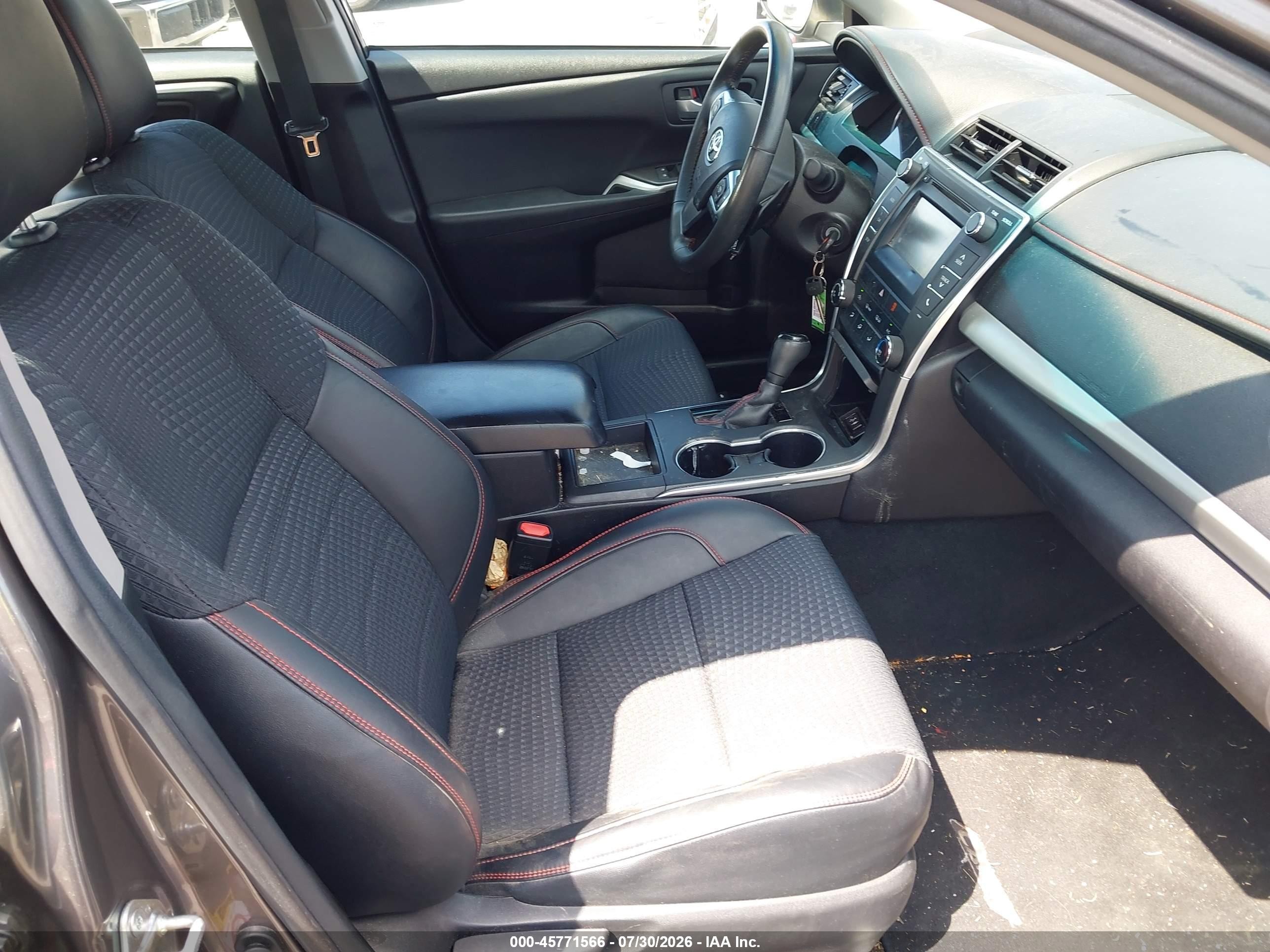 2015 Toyota Camry Se Gray vin: 4T1BF1FKXFU884936