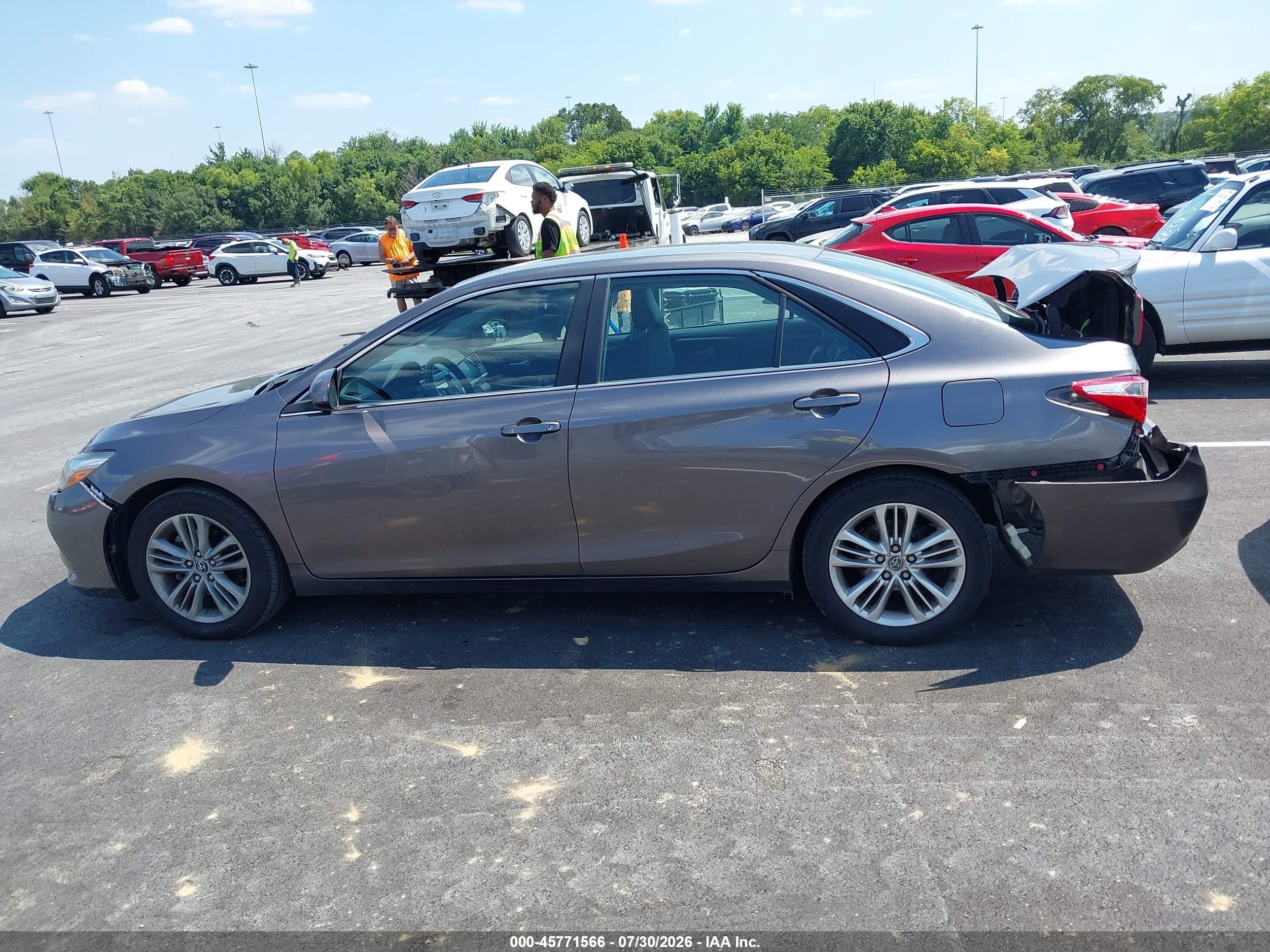 2015 Toyota Camry Se Gray vin: 4T1BF1FKXFU884936