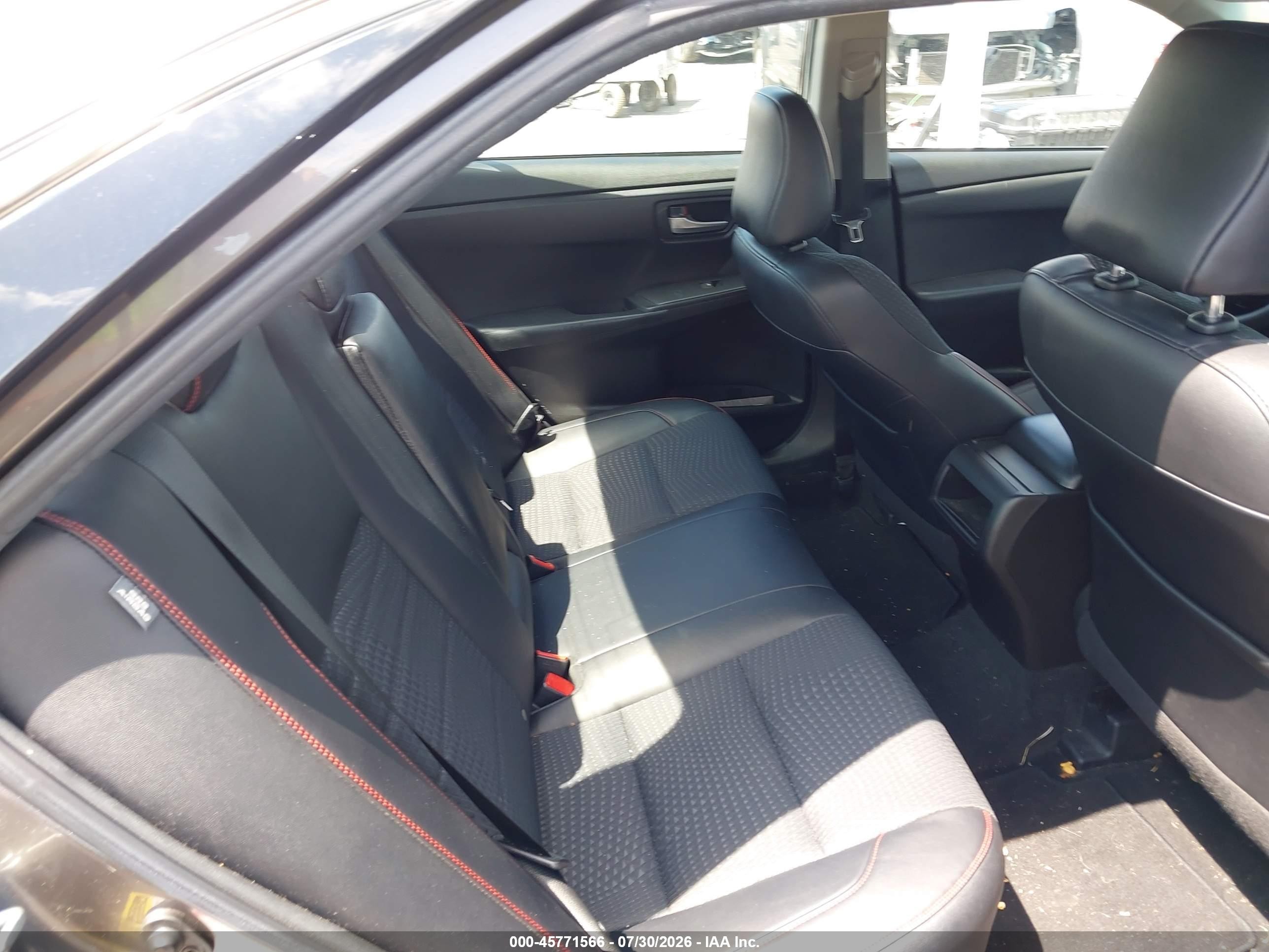 2015 Toyota Camry Se Gray vin: 4T1BF1FKXFU884936
