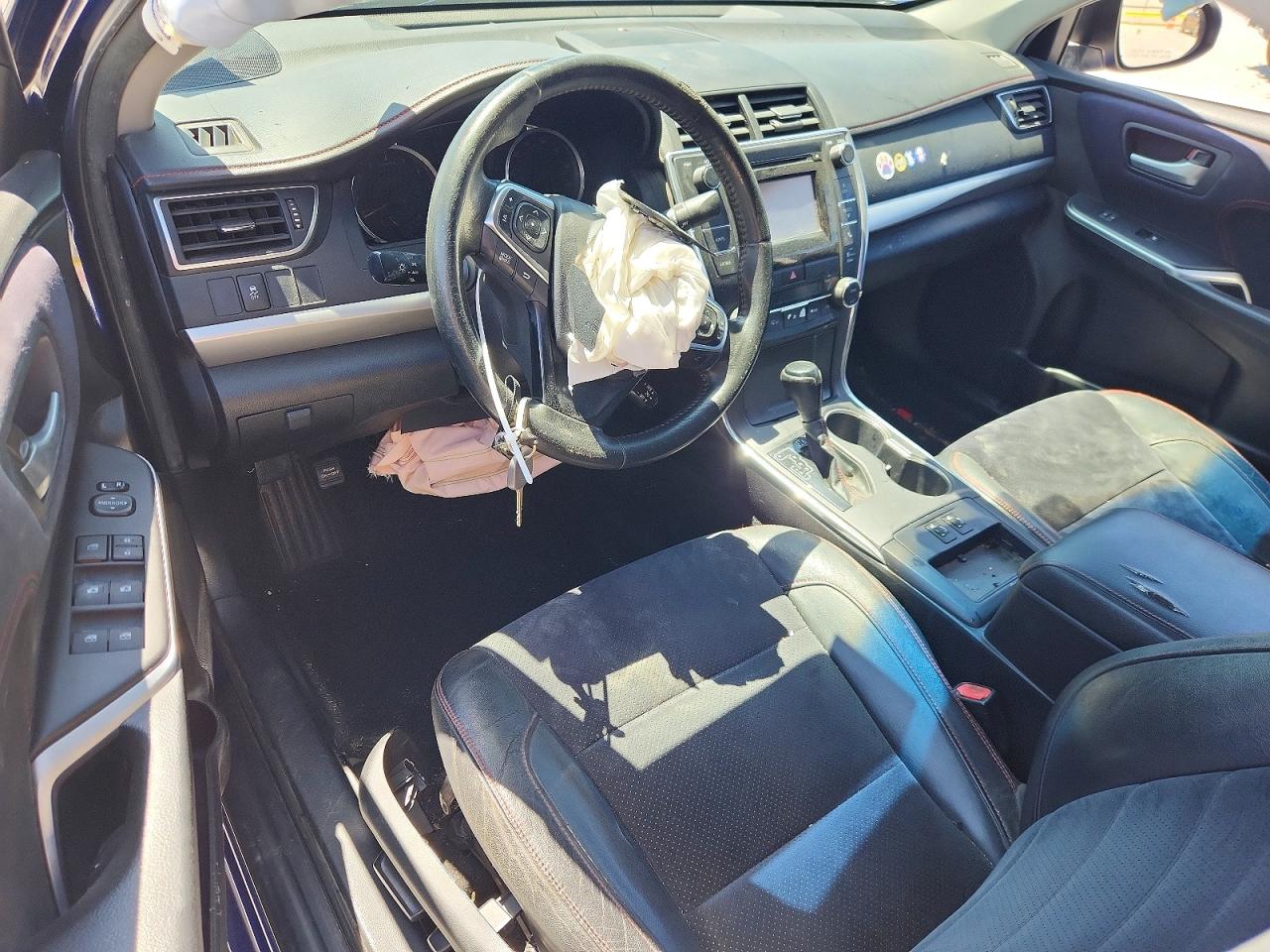 2015 Toyota Camry Xse Blue vin: 4T1BF1FKXFU887416