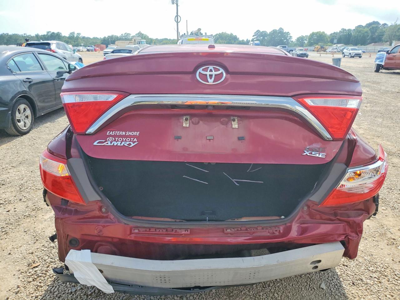 2015 Toyota Camry Xse Red vin: 4T1BF1FKXFU892700