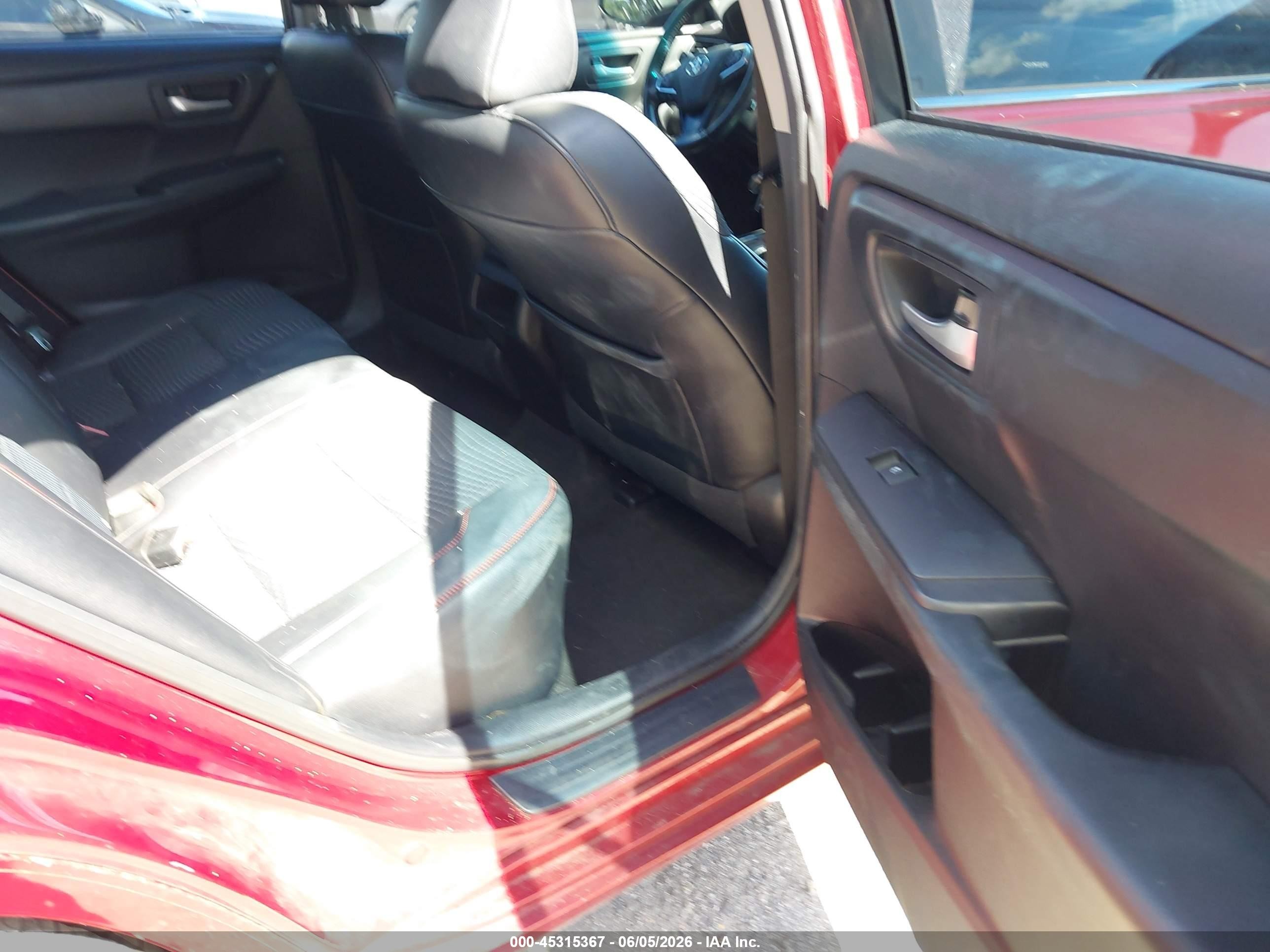 2015 Toyota Camry Se Red vin: 4T1BF1FKXFU924383
