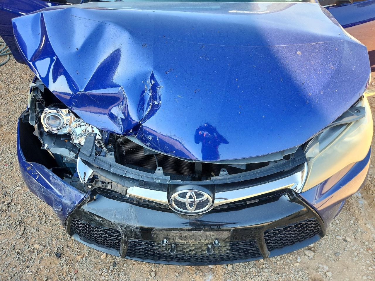 2015 Toyota Camry Se Blue vin: 4T1BF1FKXFU925159