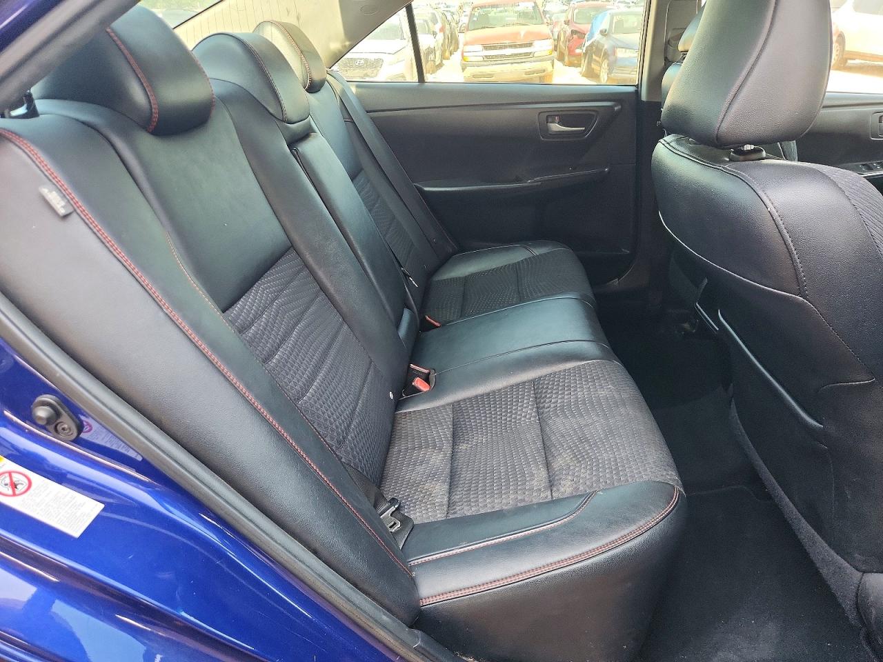 2015 Toyota Camry Se Blue vin: 4T1BF1FKXFU925159