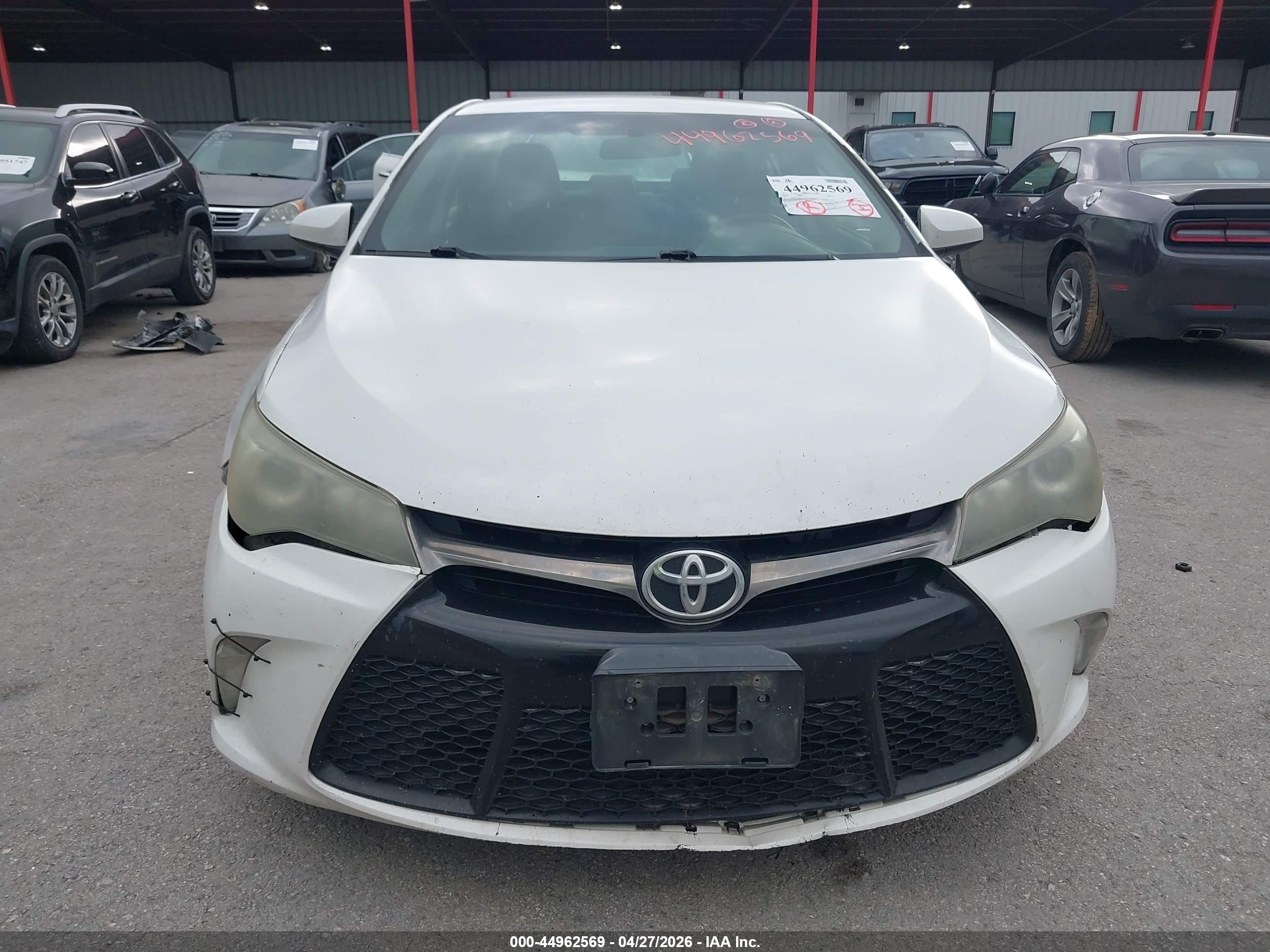 2015 Toyota Camry Se Белый vin: 4T1BF1FKXFU932242