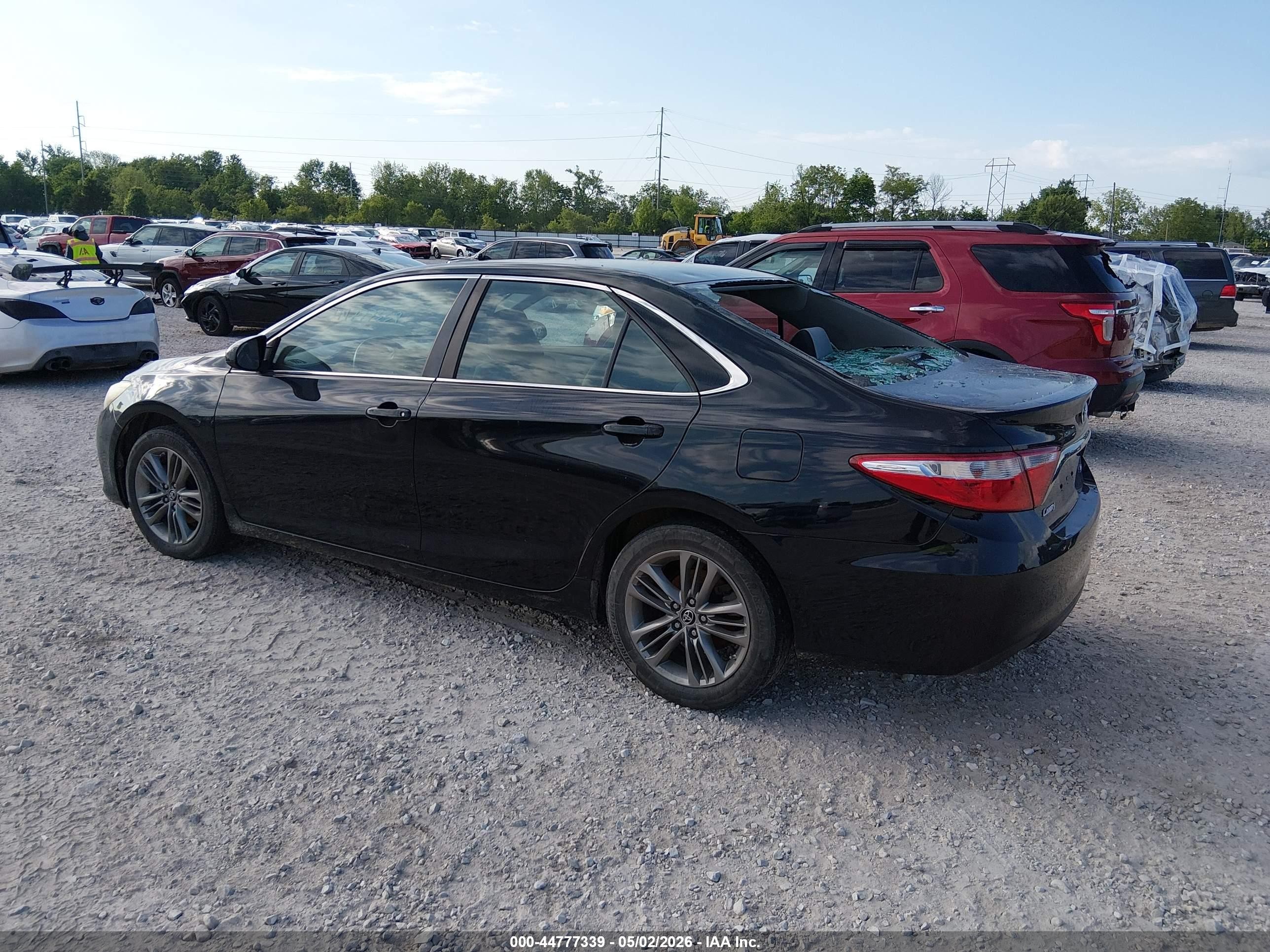 2015 Toyota Camry Se Черный vin: 4T1BF1FKXFU936002