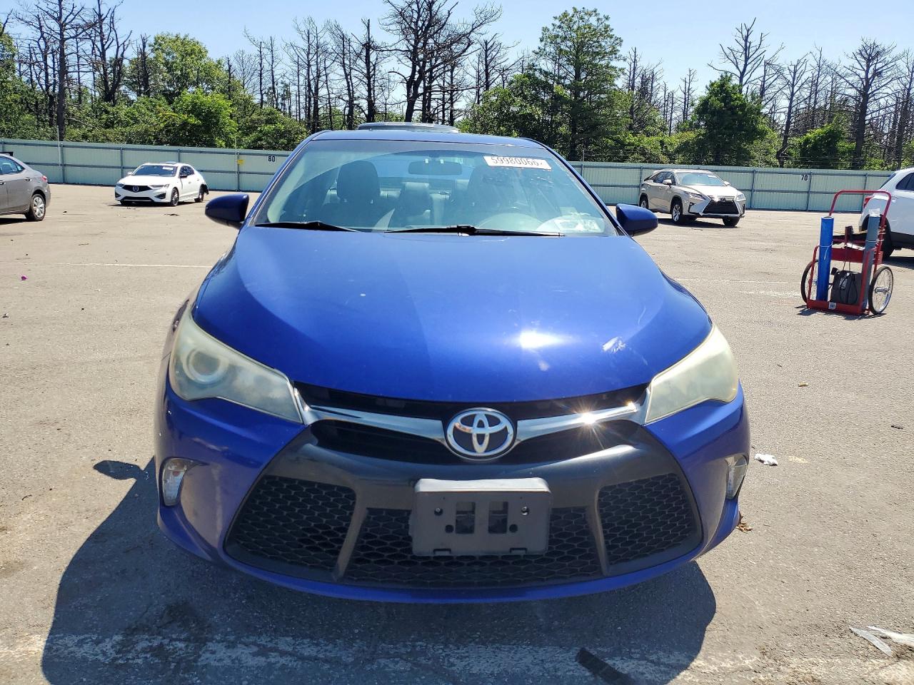 2015 Toyota Camry Se Синий vin: 4T1BF1FKXFU946478