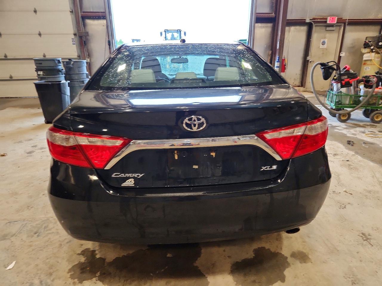 2015 Toyota Camry Xle Black vin: 4T1BF1FKXFU979092