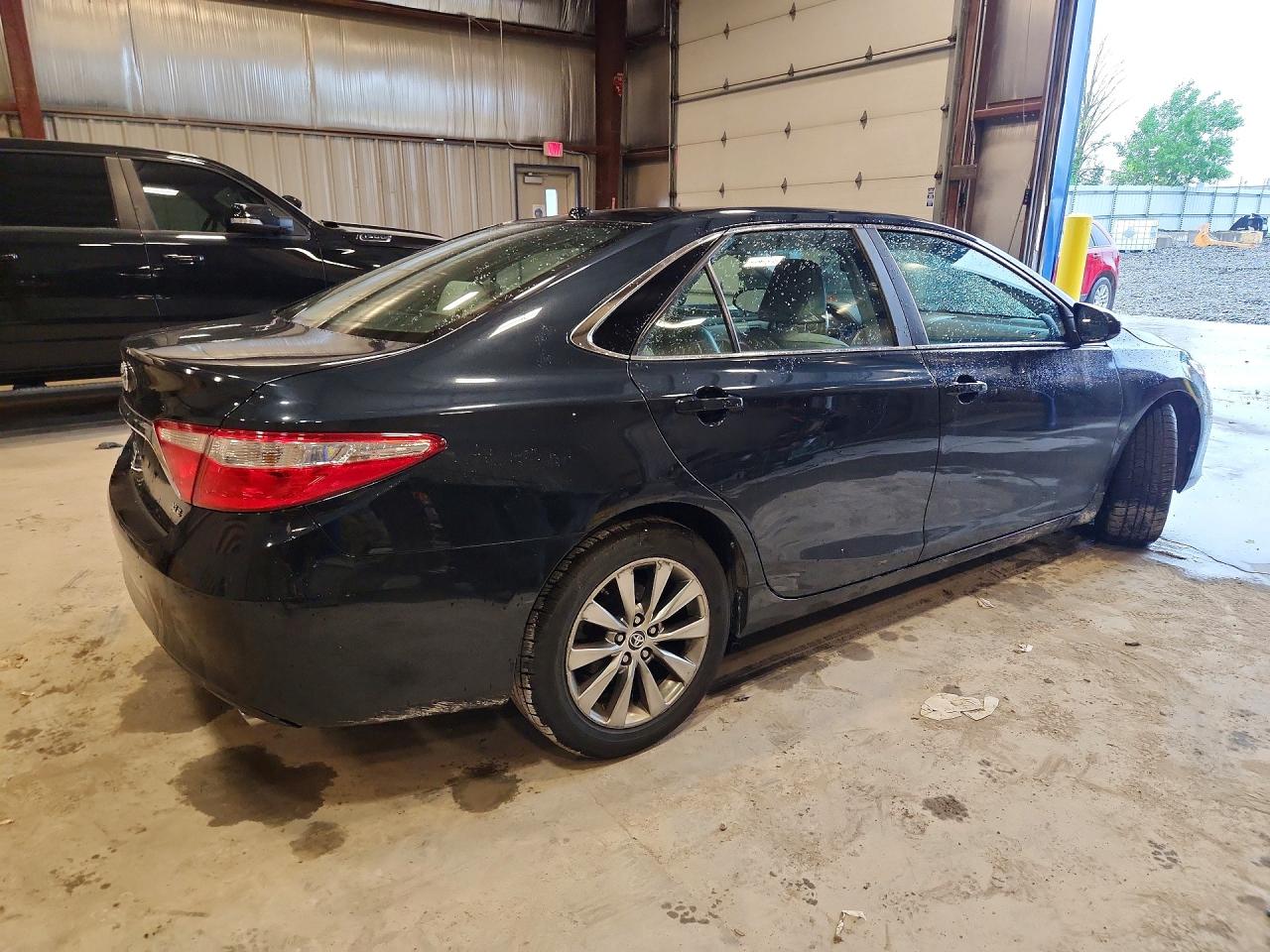 2015 Toyota Camry Xle Black vin: 4T1BF1FKXFU979092