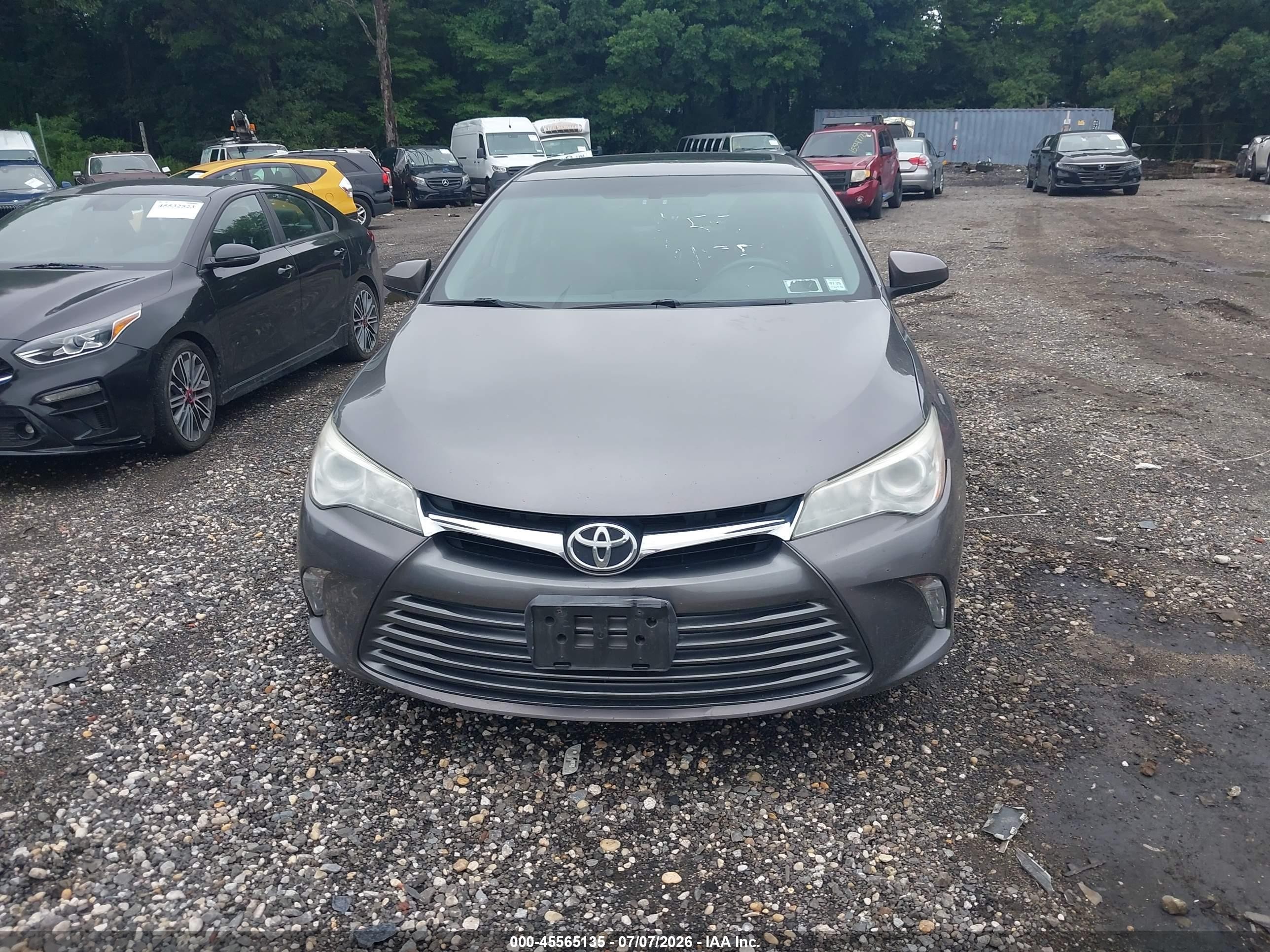 2015 Toyota Camry Xle Gray vin: 4T1BF1FKXFU981005