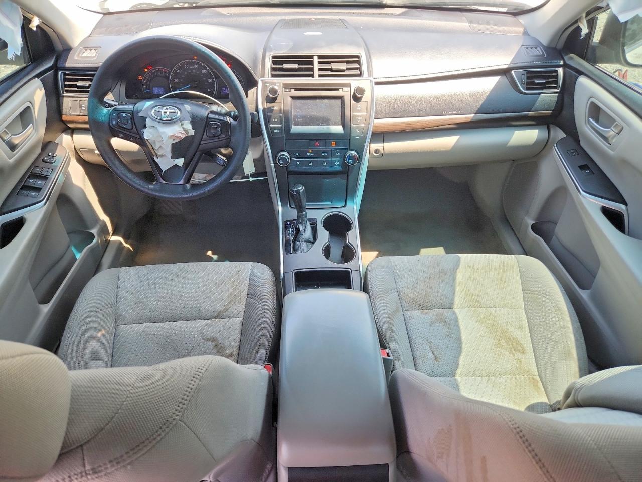 2015 Toyota Camry Le White vin: 4T1BF1FKXFU981263