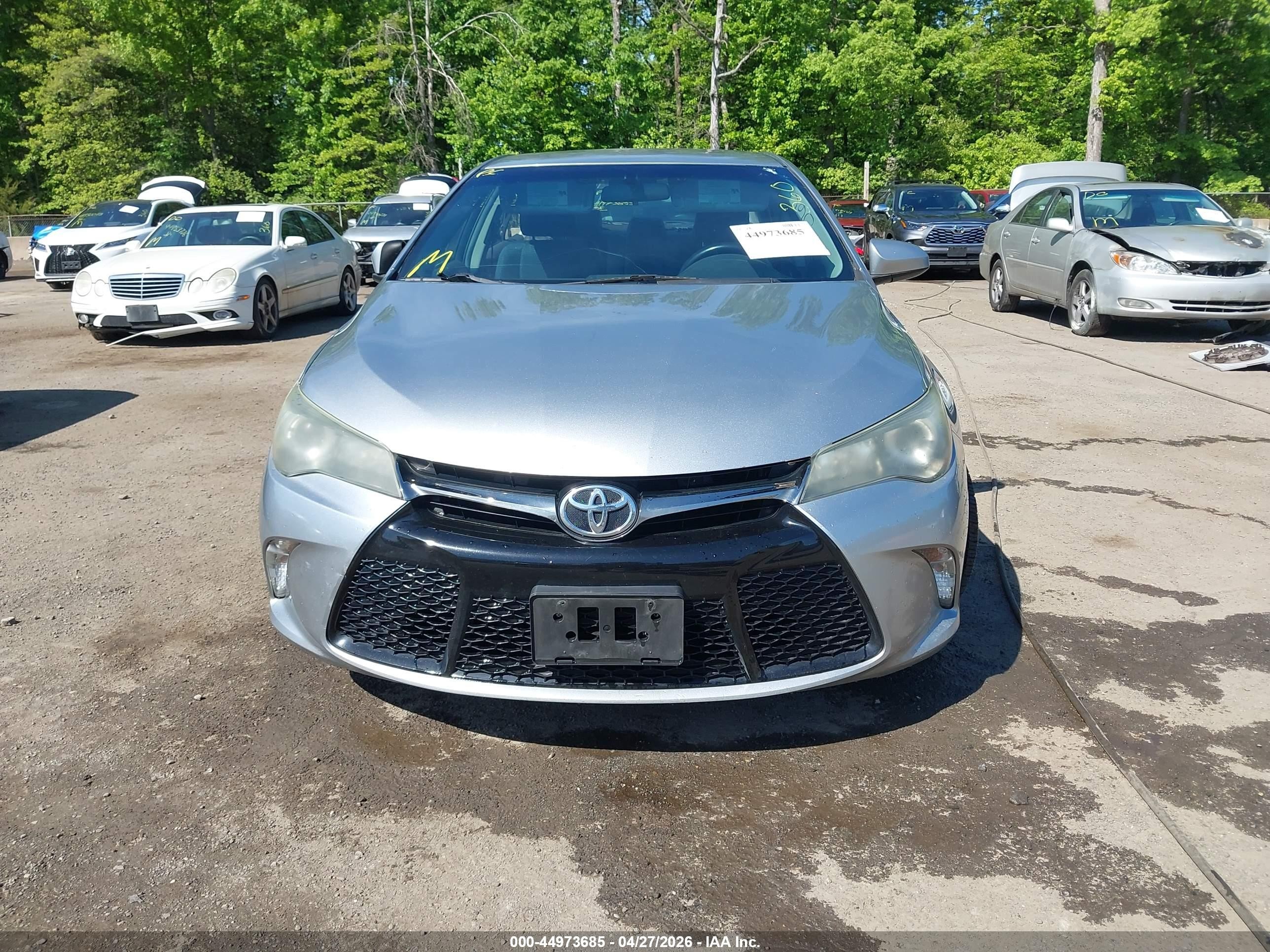 2015 Toyota Camry Se Silver vin: 4T1BF1FKXFU994028