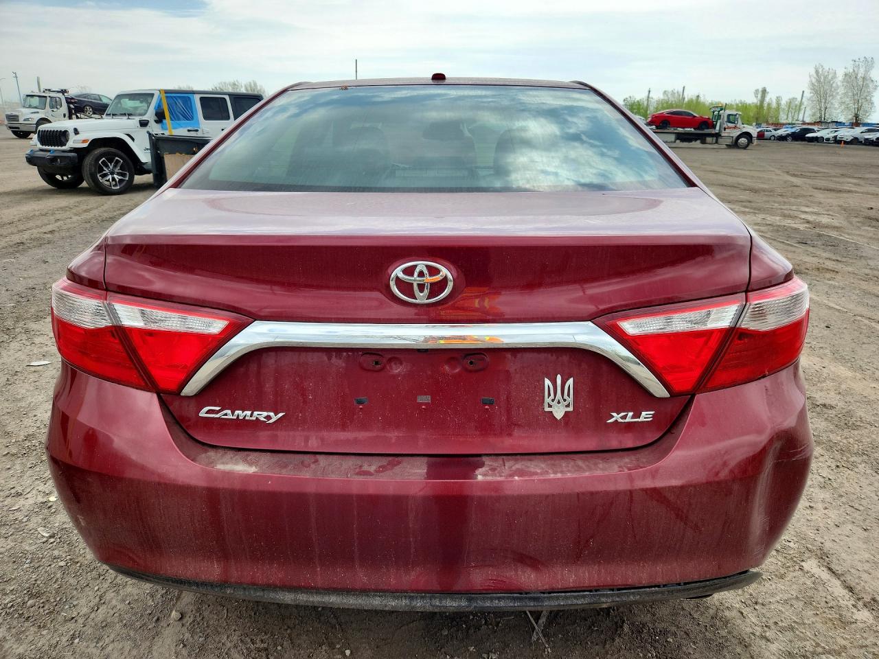 2015 Toyota Camry Le Red vin: 4T1BF1FKXFU994112