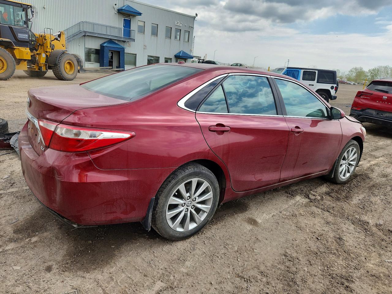 2015 Toyota Camry Le Red vin: 4T1BF1FKXFU994112