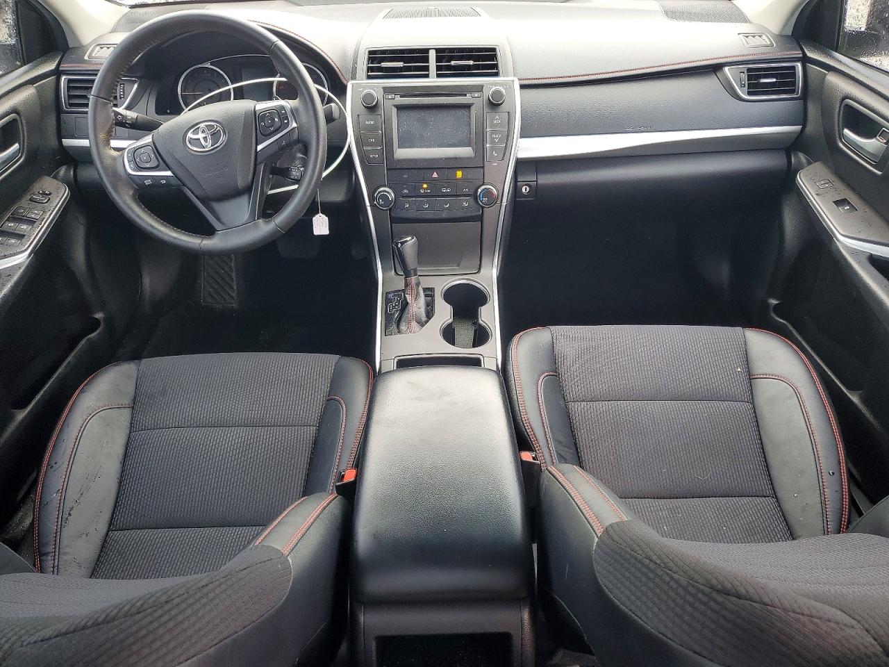 2017 Toyota Camry Se White vin: 4T1BF1FKXHU273579