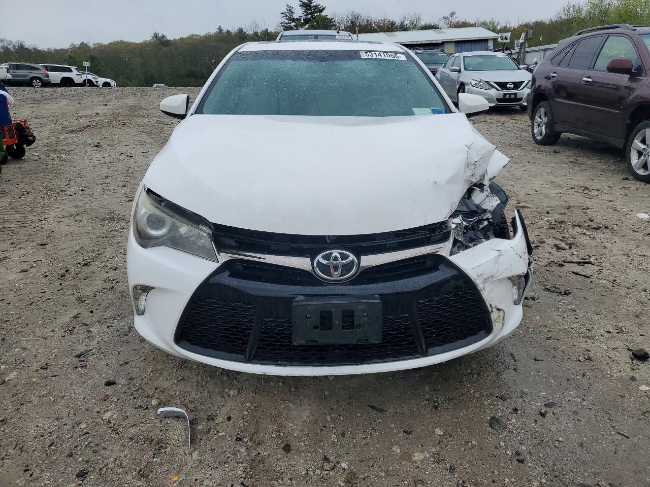2017 Toyota Camry Se White vin: 4T1BF1FKXHU273579
