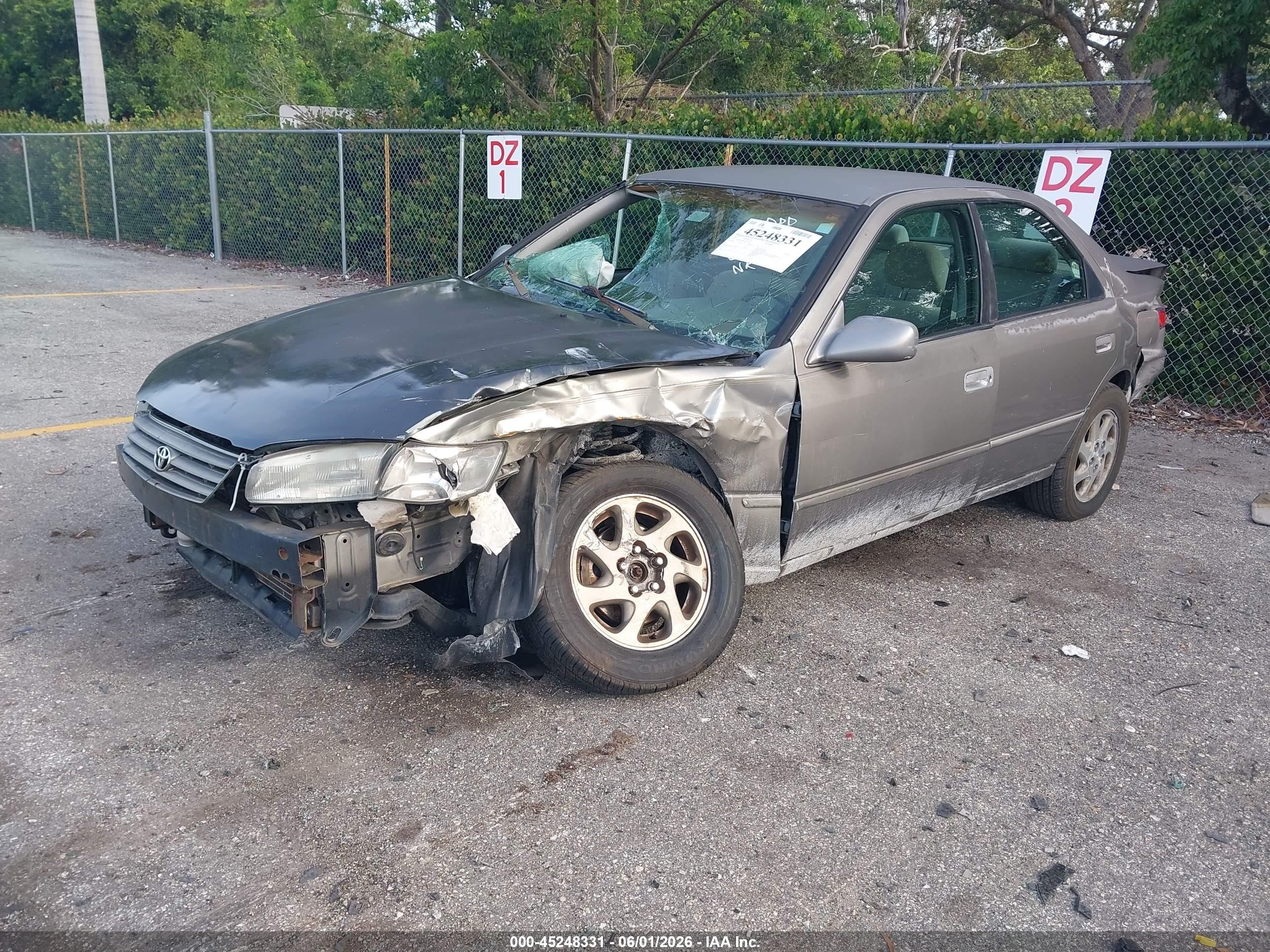 1997 Toyota Camry Le V6 Silver vin: 4T1BF22K0VU001243