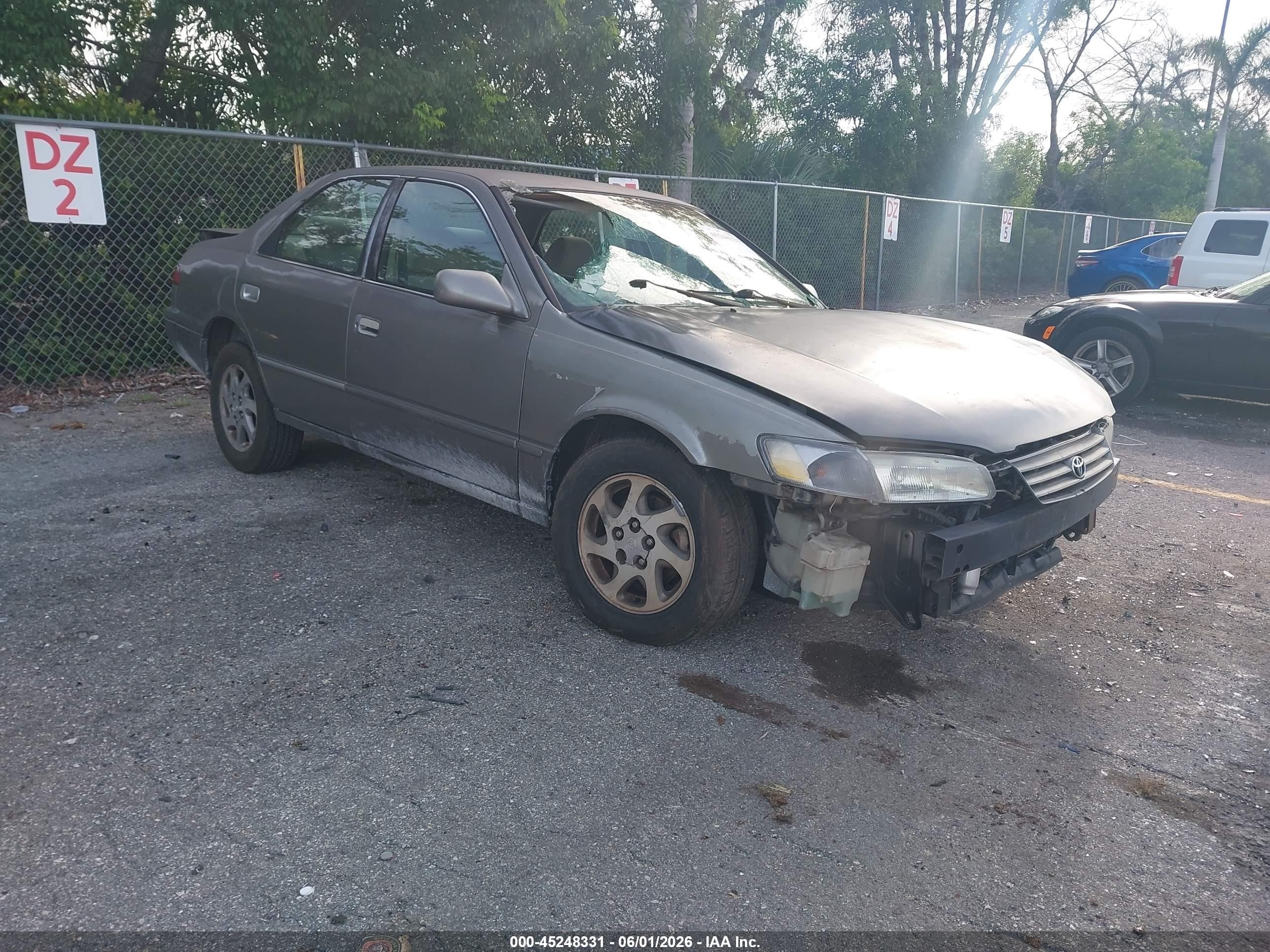 1997 Toyota Camry Le V6 Silver vin: 4T1BF22K0VU001243