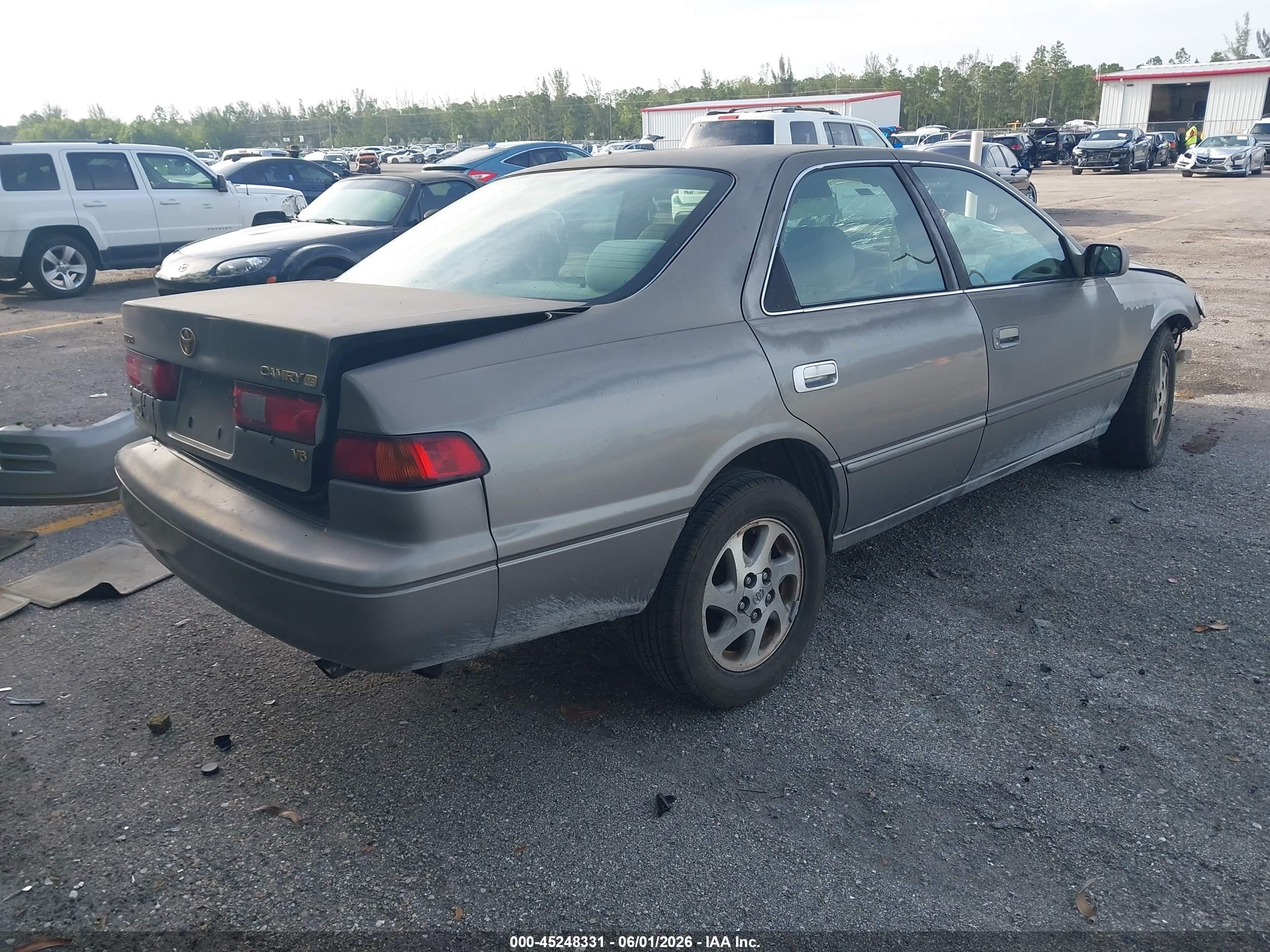 1997 Toyota Camry Le V6 Silver vin: 4T1BF22K0VU001243