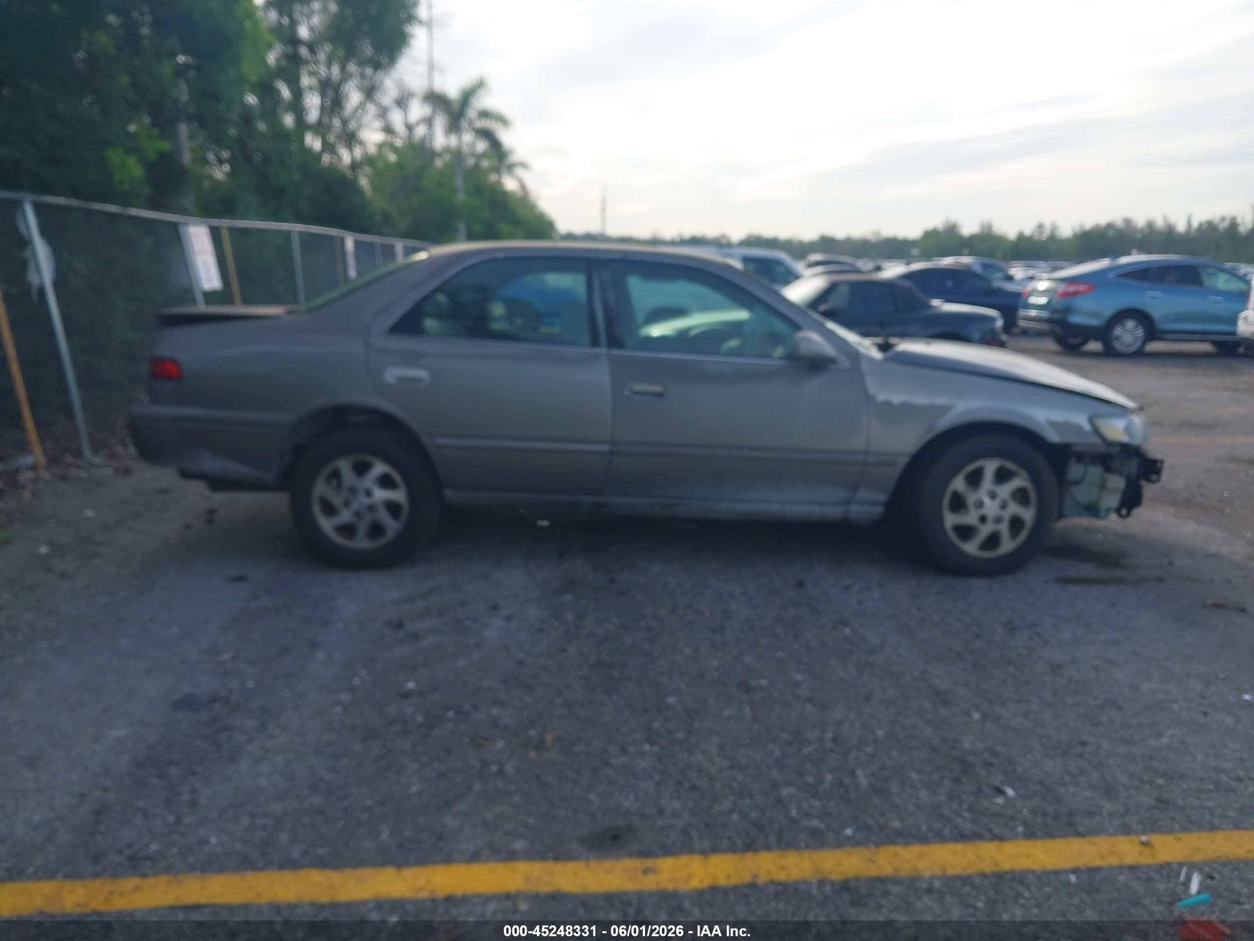 1997 Toyota Camry Le V6 Silver vin: 4T1BF22K0VU001243