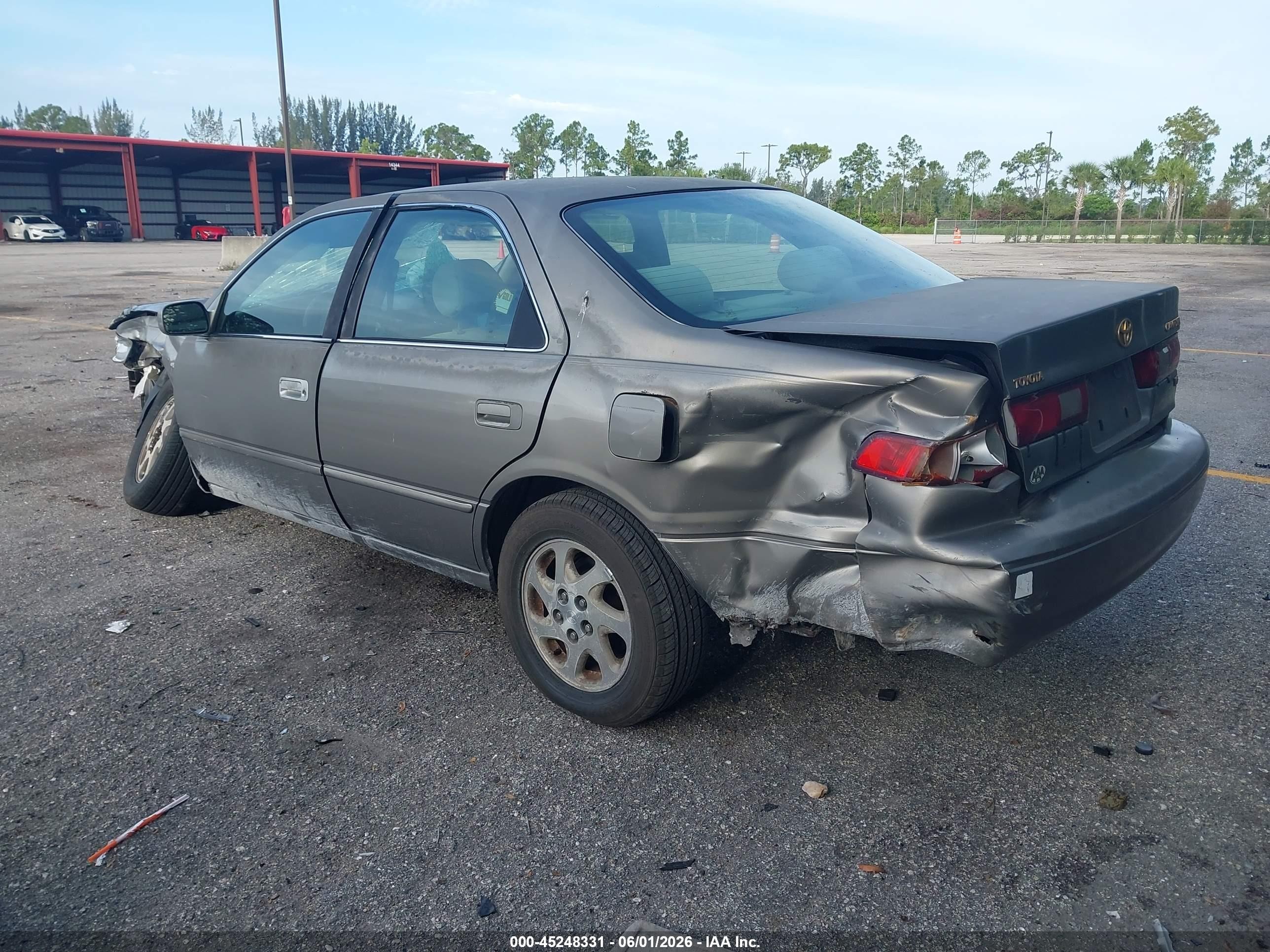 1997 Toyota Camry Le V6 Silver vin: 4T1BF22K0VU001243