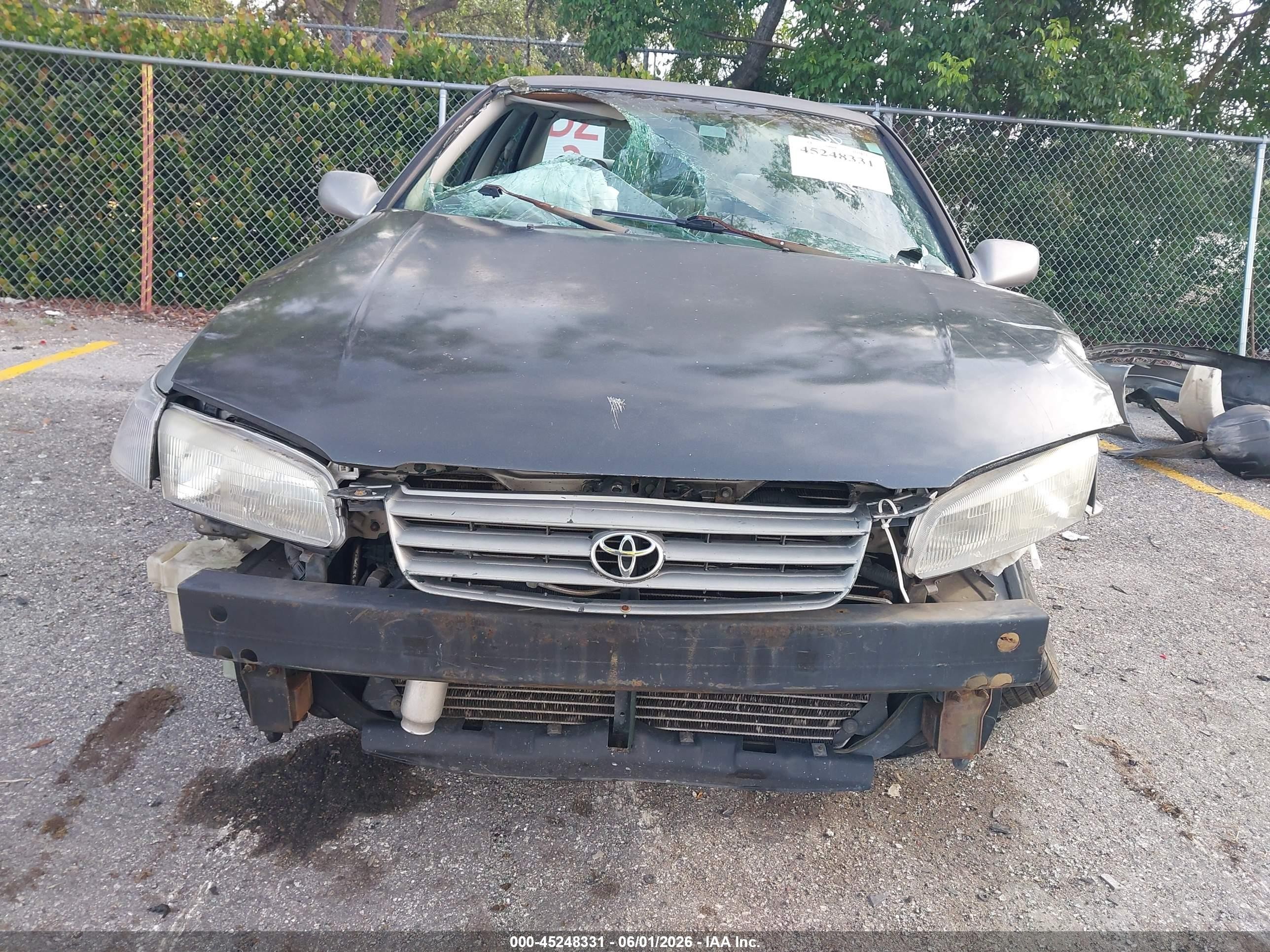 1997 Toyota Camry Le V6 Silver vin: 4T1BF22K0VU001243