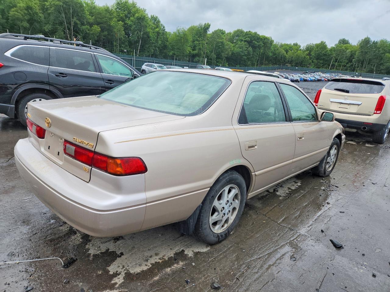 1997 Toyota Camry Xle V6 Золотой vin: 4T1BF22K0VU008578