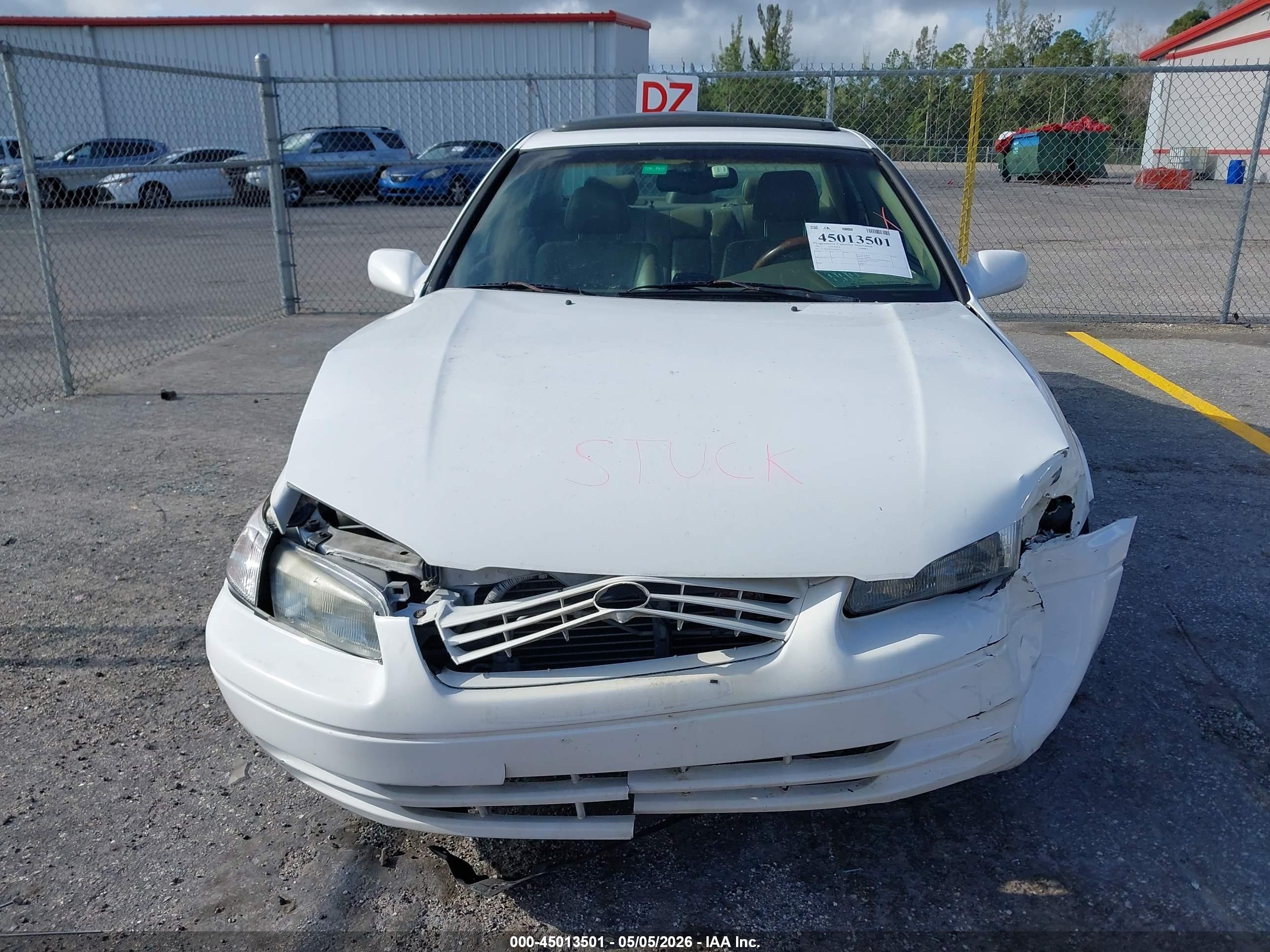 1997 Toyota Camry Xle V6 Белый vin: 4T1BF22K0VU918716
