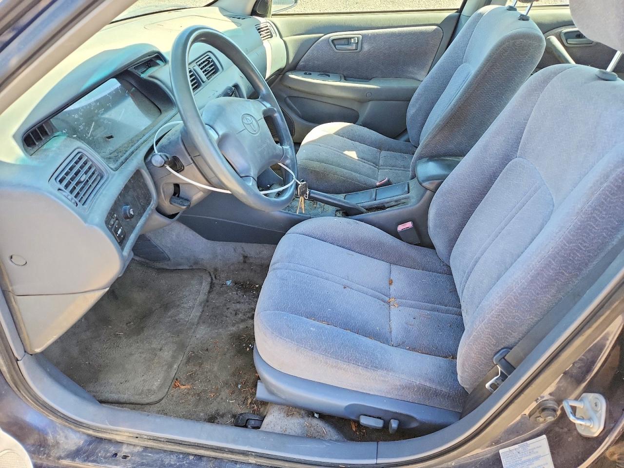 1999 Toyota Camry Le Синий vin: 4T1BF22K0XU931663