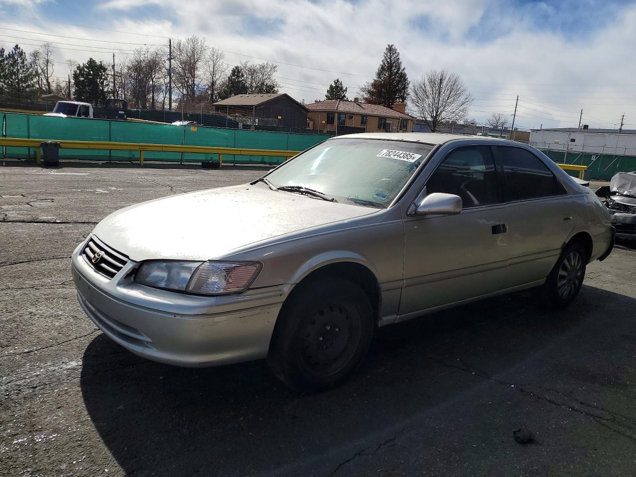 2000 Toyota Camry Le Silver vin: 4T1BF22K0YU100620
