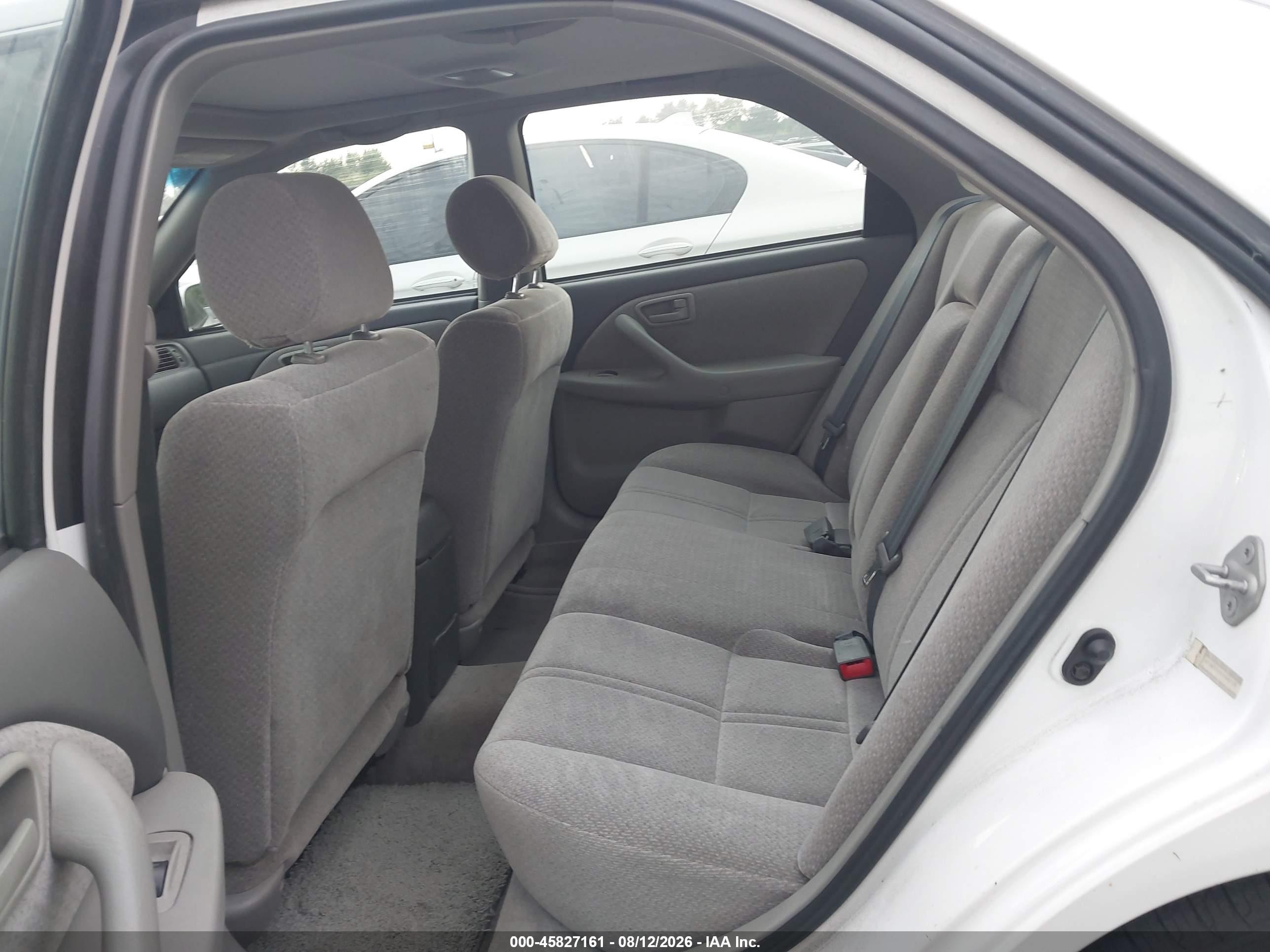 2000 Toyota Camry Le V6 White vin: 4T1BF22K0YU942129