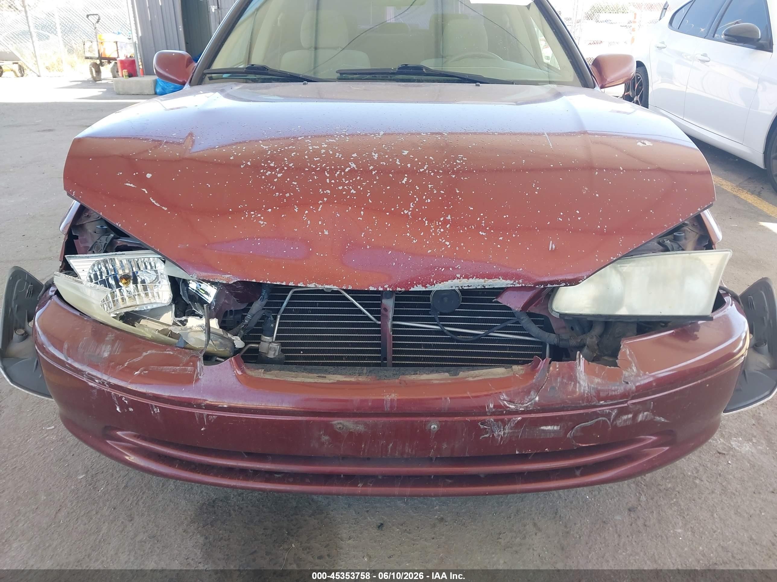 2001 Toyota Camry Le V6 Burgundy vin: 4T1BF22K11U127637