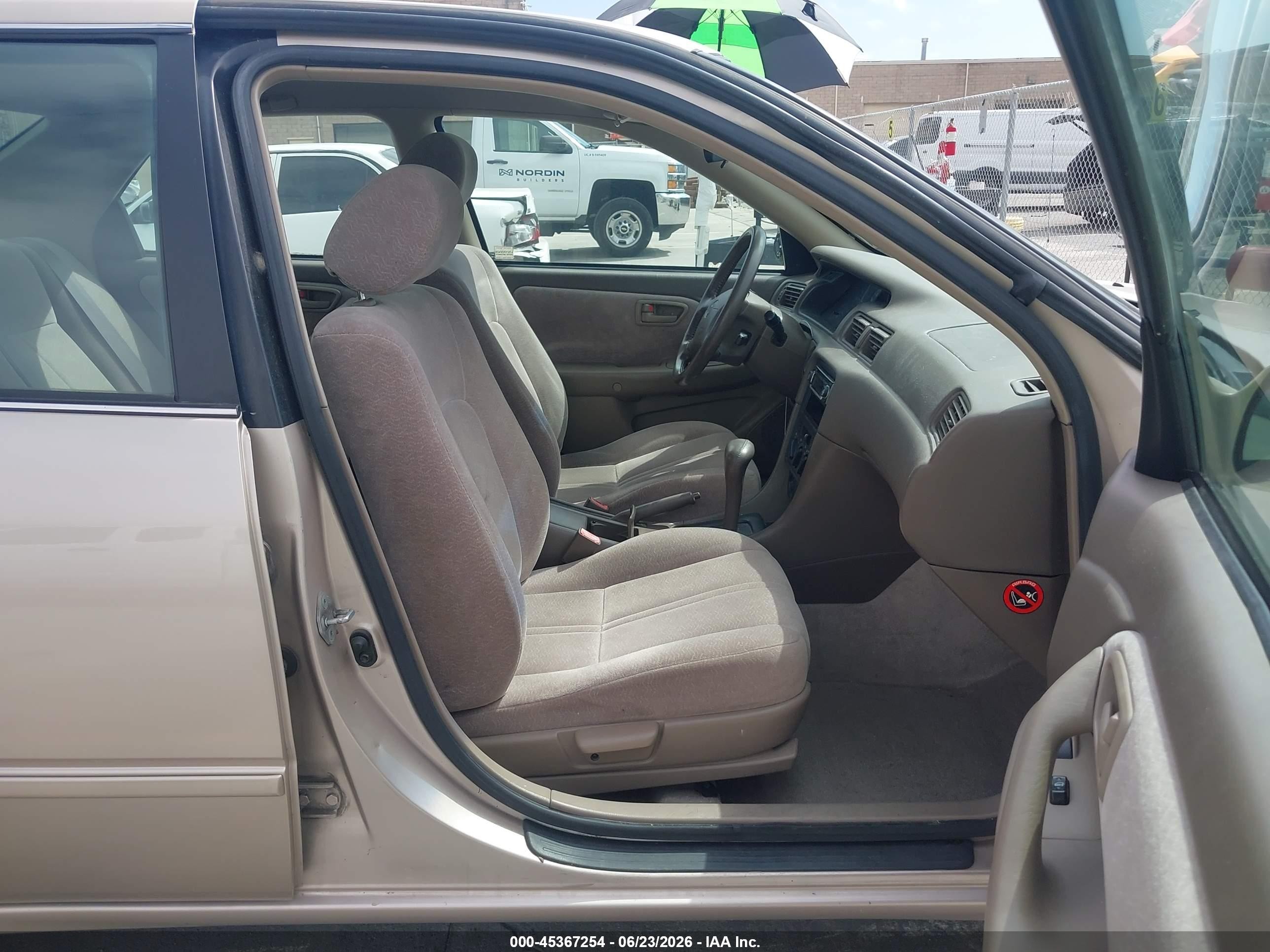 1997 Toyota Camry Le V6 Brown vin: 4T1BF22K1VU902735