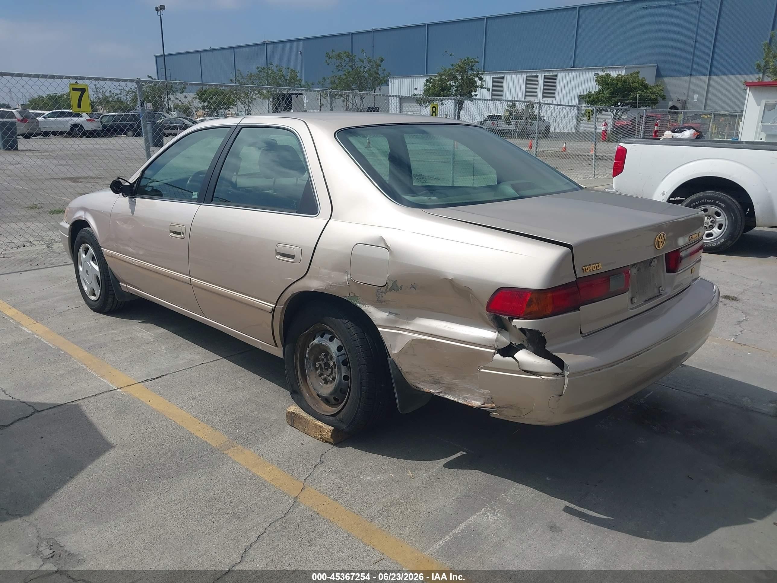 1997 Toyota Camry Le V6 Brown vin: 4T1BF22K1VU902735