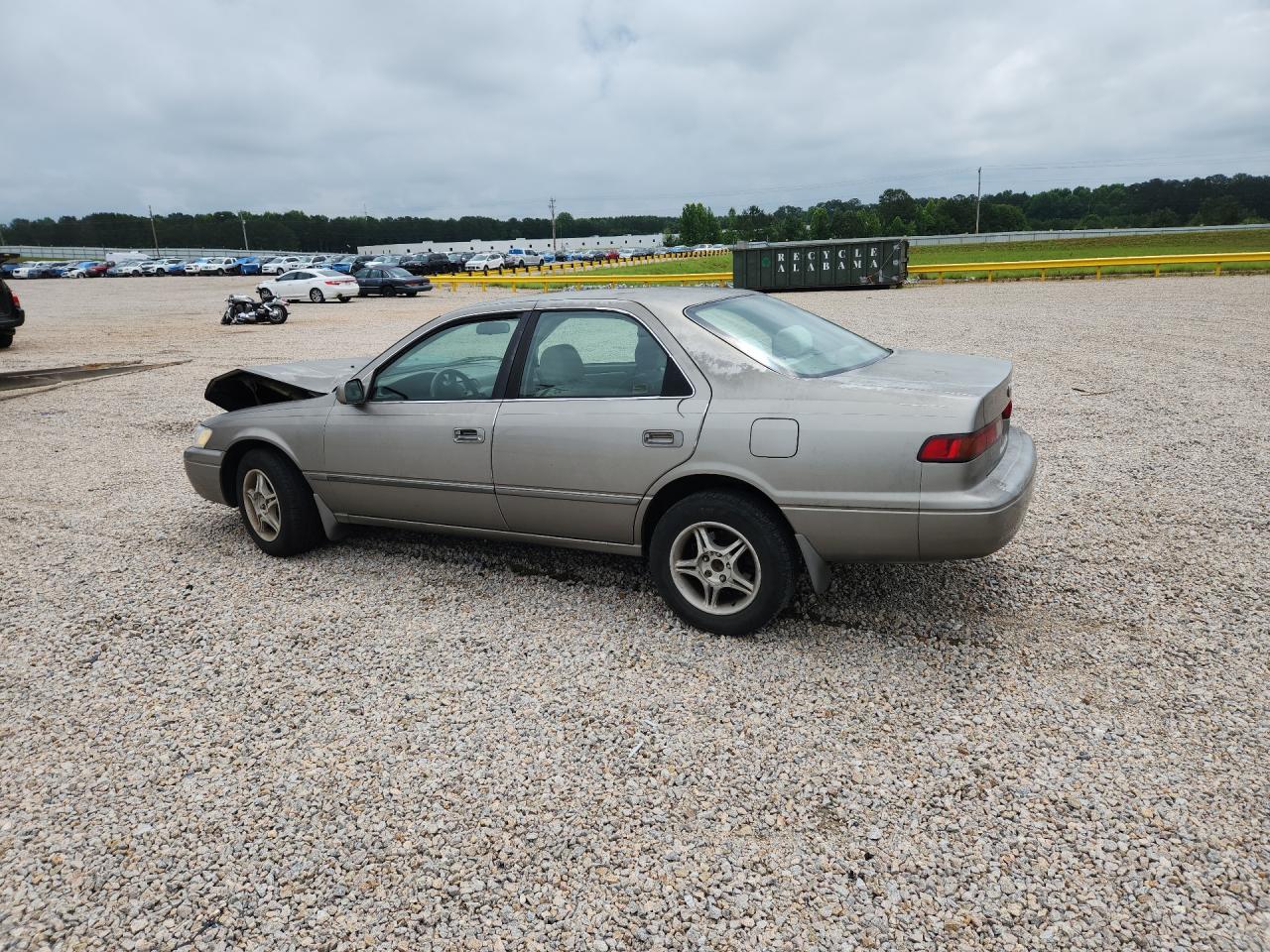 1998 Toyota Camry Le V6 Tan vin: 4T1BF22K1WU060674