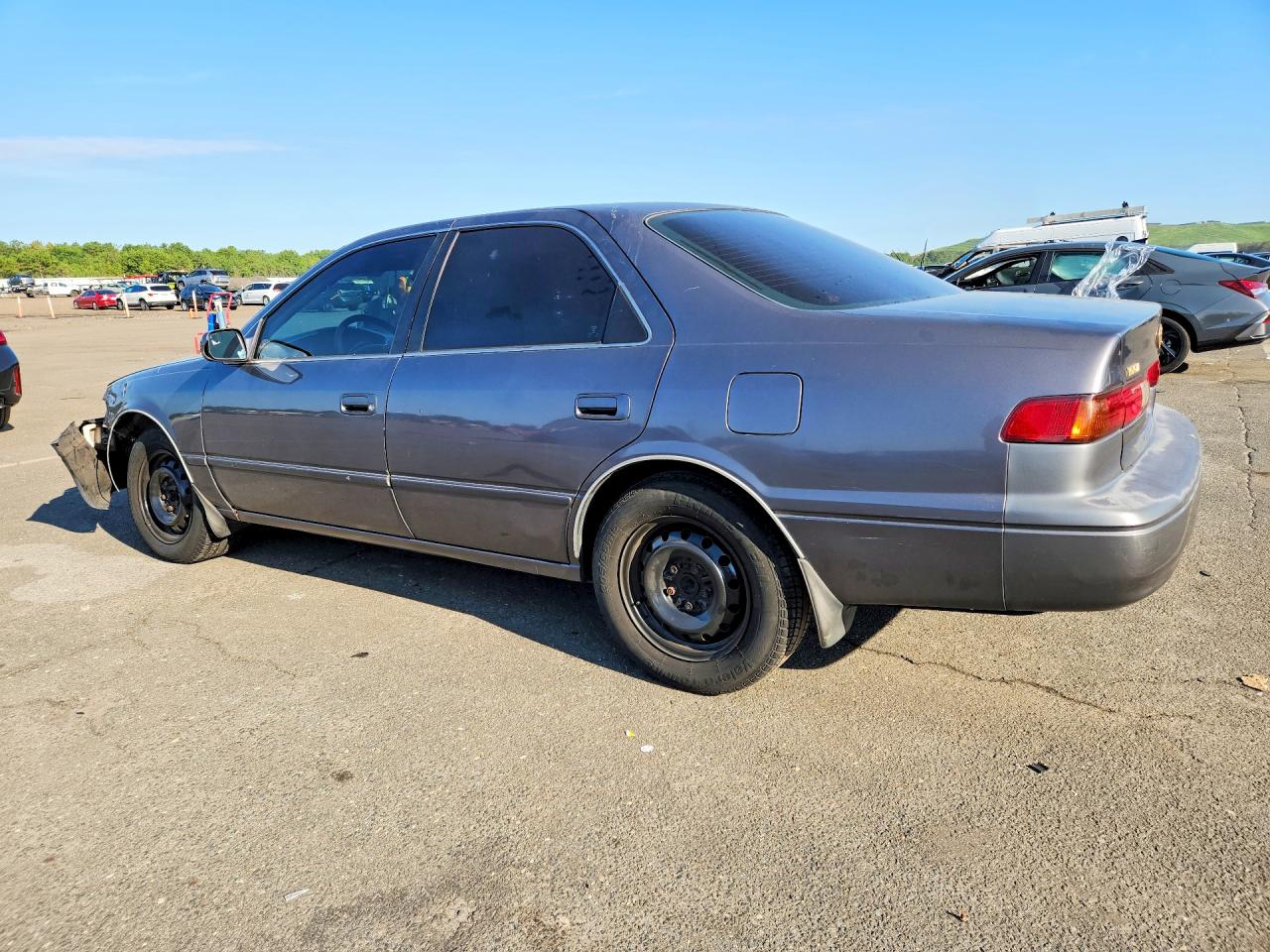 1998 Toyota Camry Le V6 Gray vin: 4T1BF22K2WU073451
