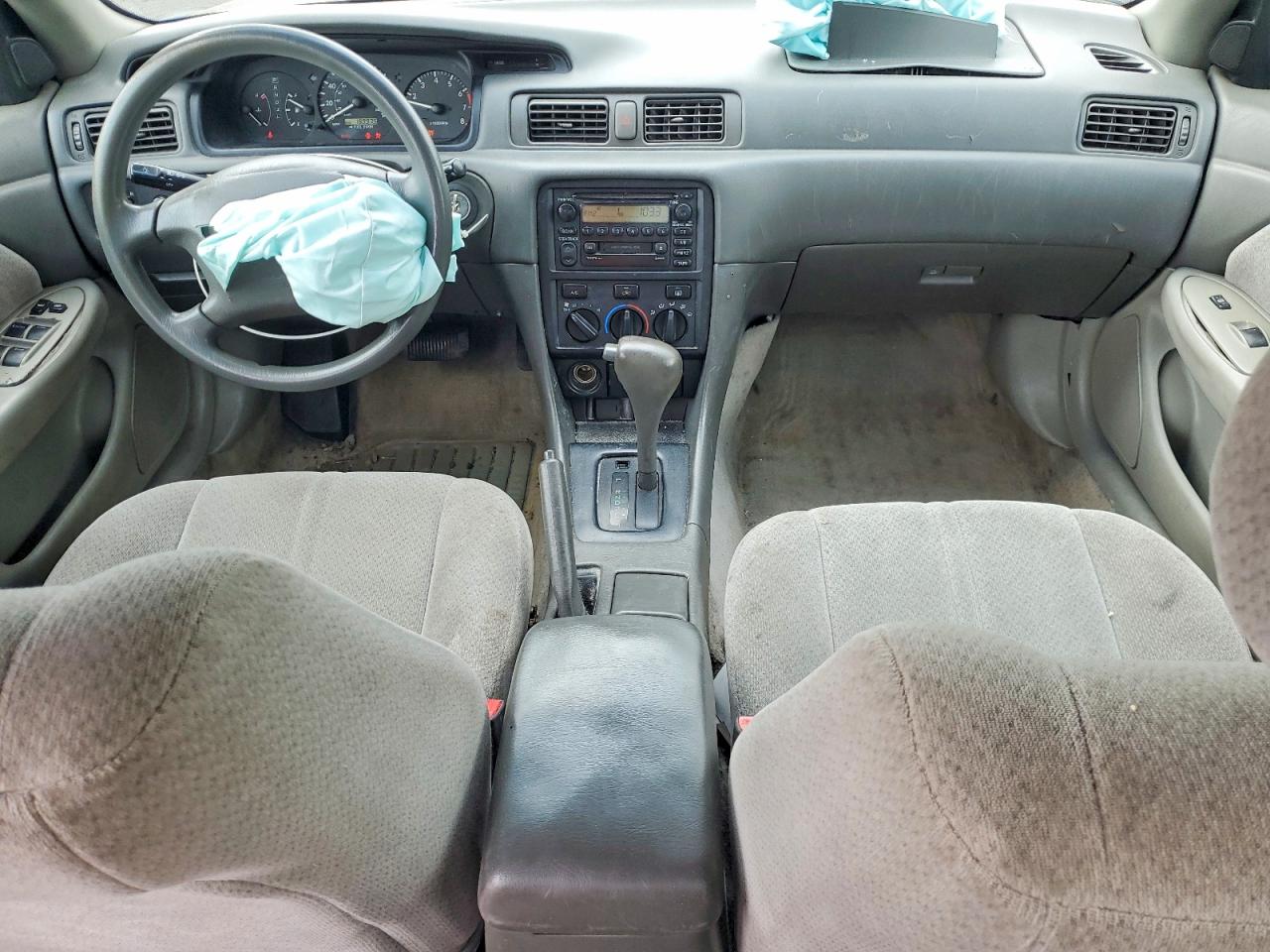 2000 Toyota Camry Le V6 Silver vin: 4T1BF22K2YU093119