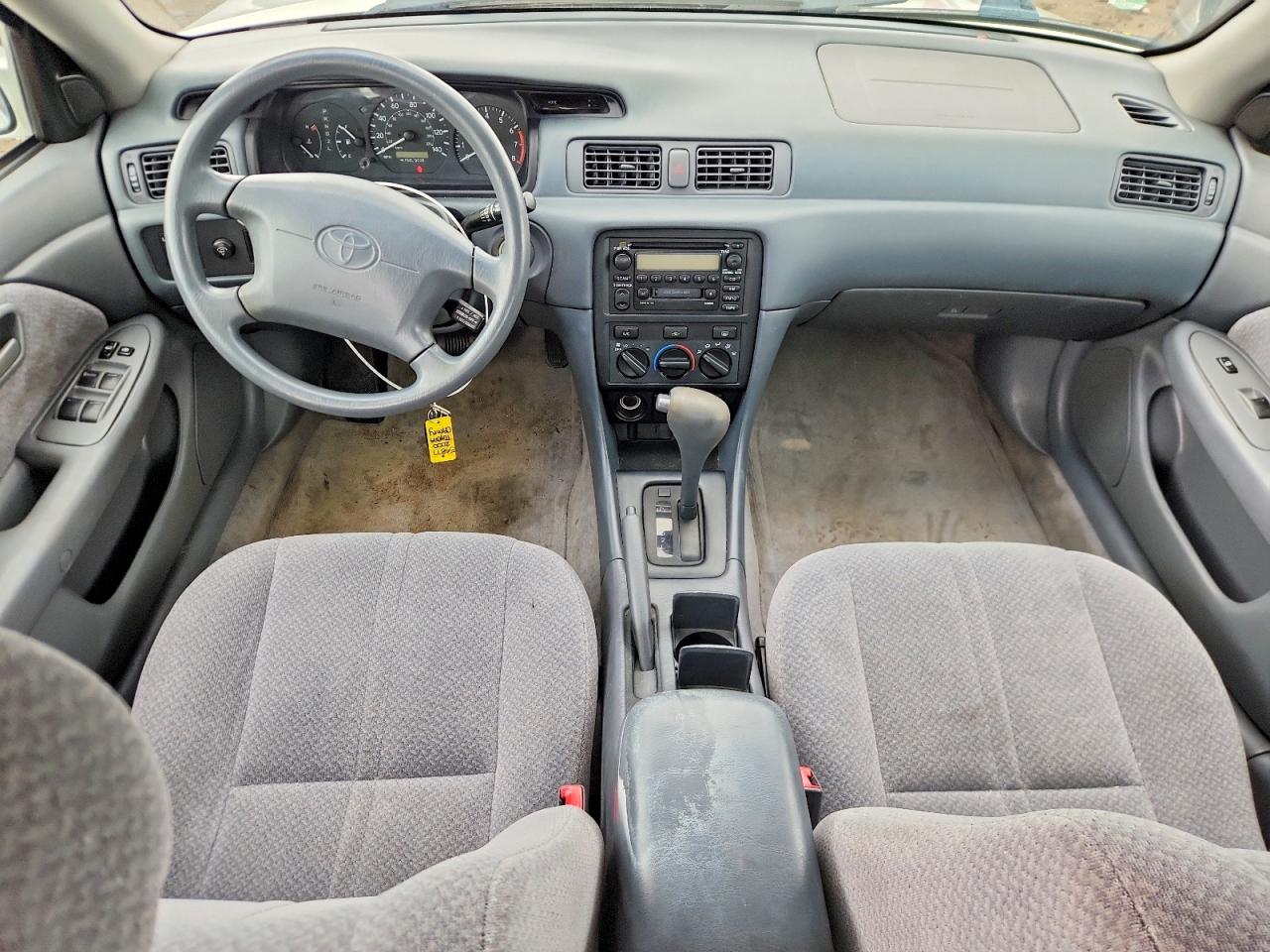 2000 Toyota Camry Le V6 Серый vin: 4T1BF22K3YU108159