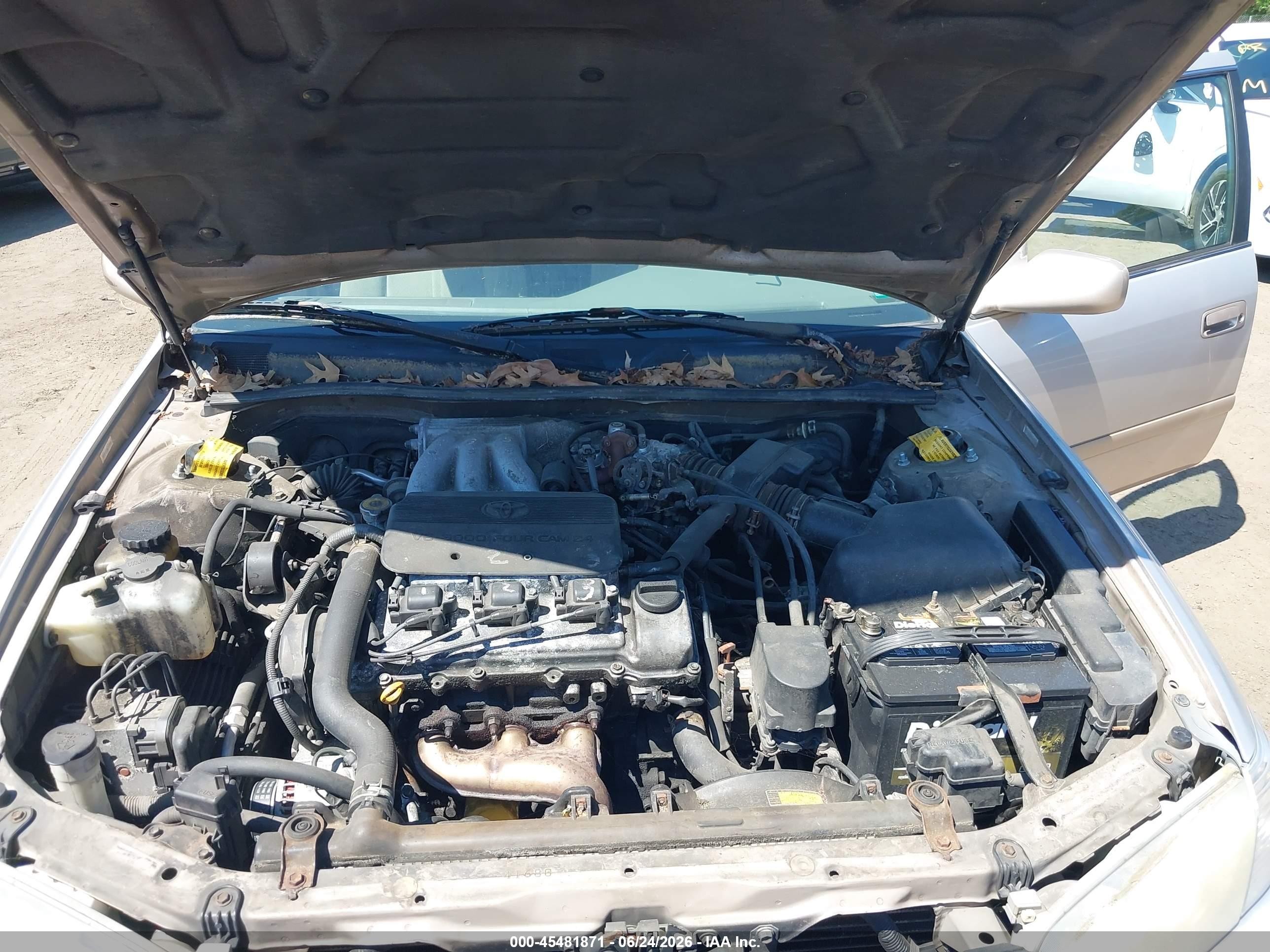 2001 Toyota Camry Le V6 Gold vin: 4T1BF22K41U120052